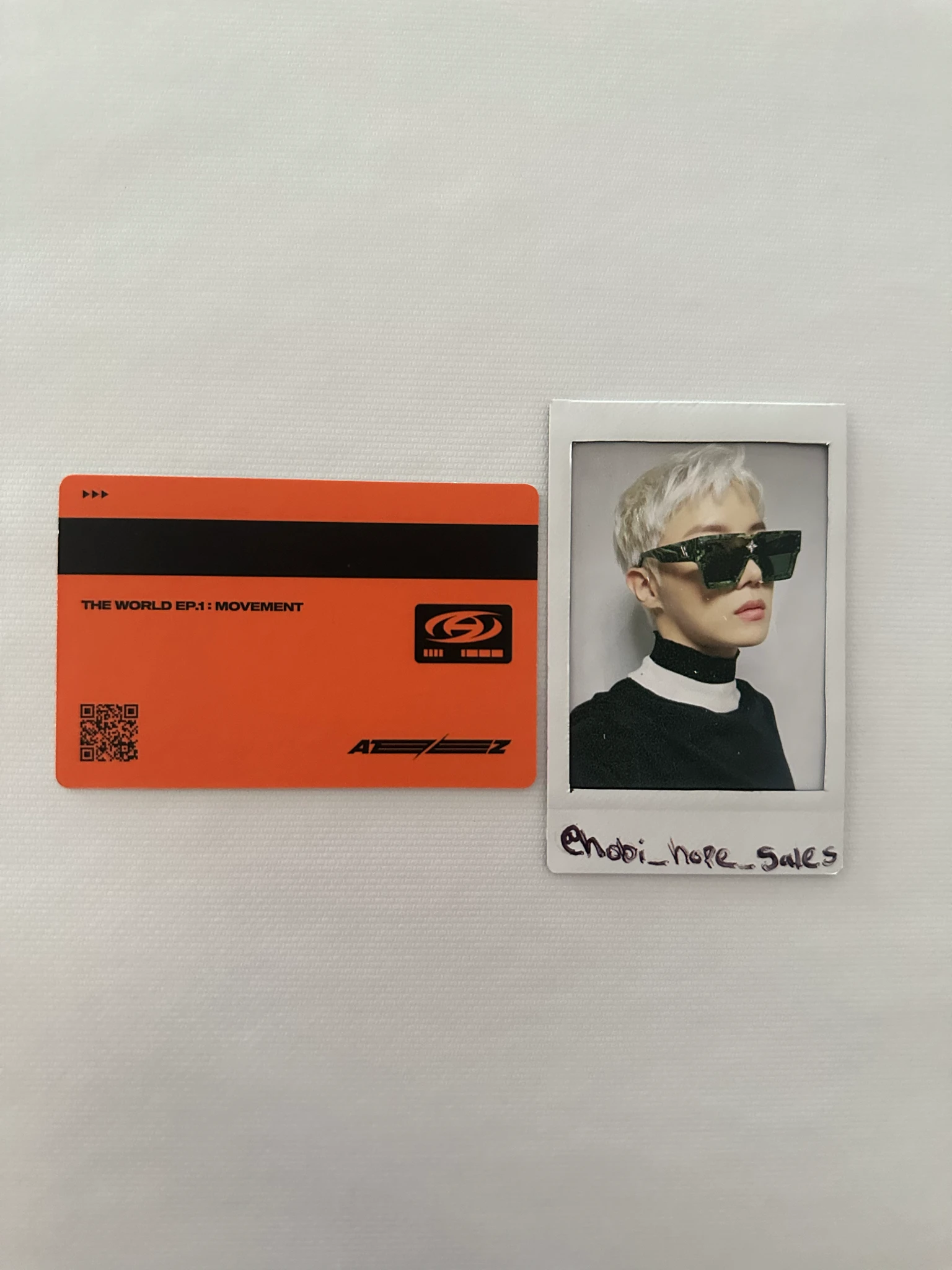 ATEEZ Hongjoong ATEEZ - Hongjoong - THE WORLD EP.1 : MOVEMENT Album album photocard Z version id card listing photo 2