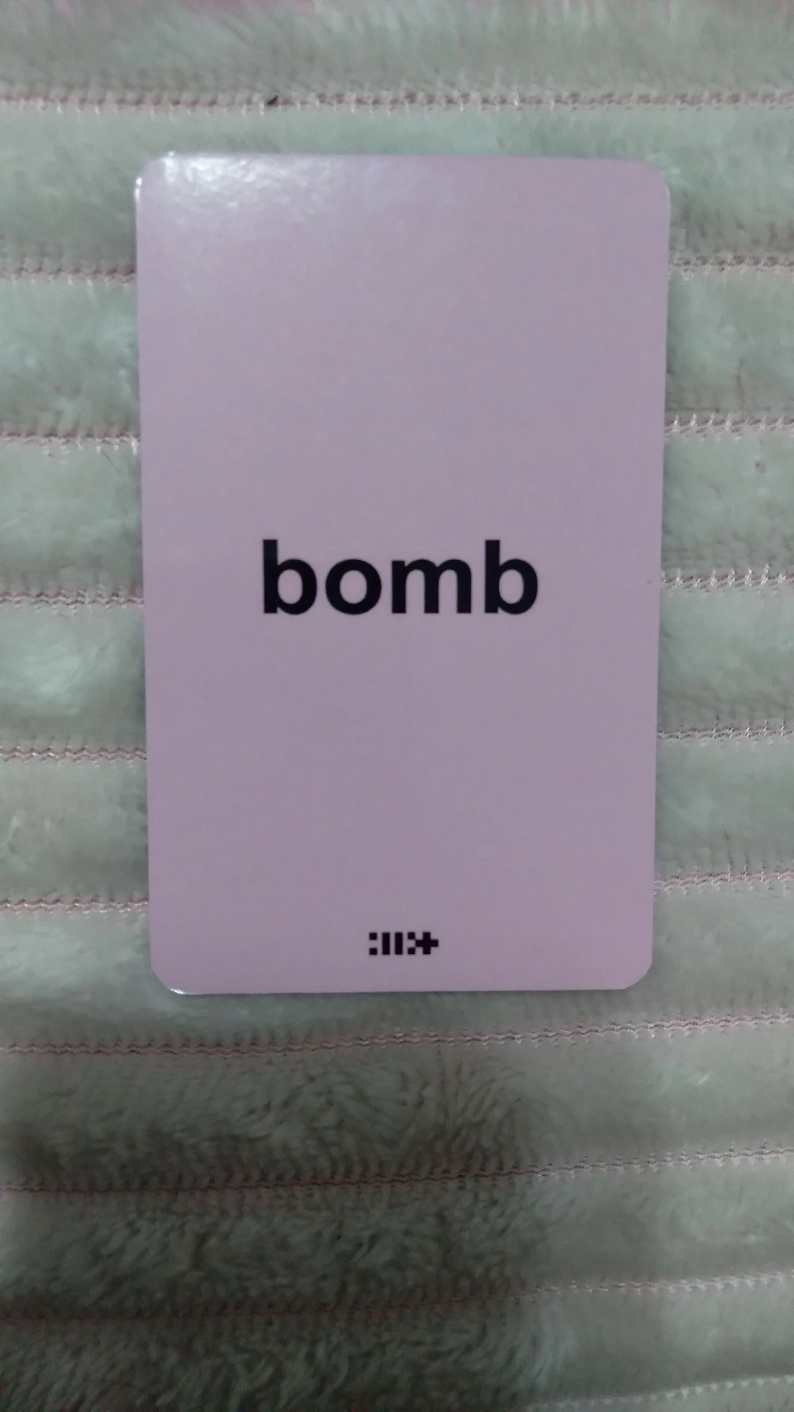 ILLIT Minju ILLIT - MINJU - bomb Album pink bomb ver album photocard listing photo 2