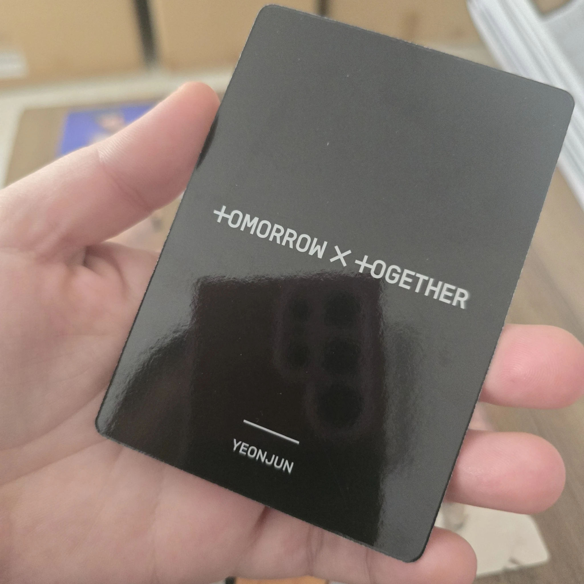 TOMORROW X TOGETHER Yeonjun TOMORROW X TOGETHER - Yeonjun - MOA Bong Ver. 1 Other lightstick merch photocard listing photo 2