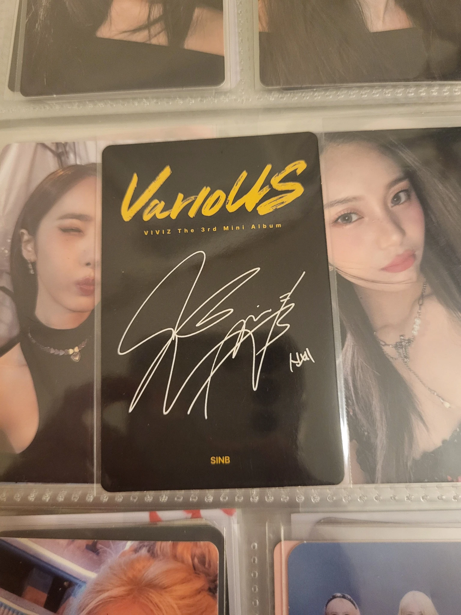 VIVIZ SinB VIVIZ - SinB - VarioUS Album album photocard photobook version listing photo 2