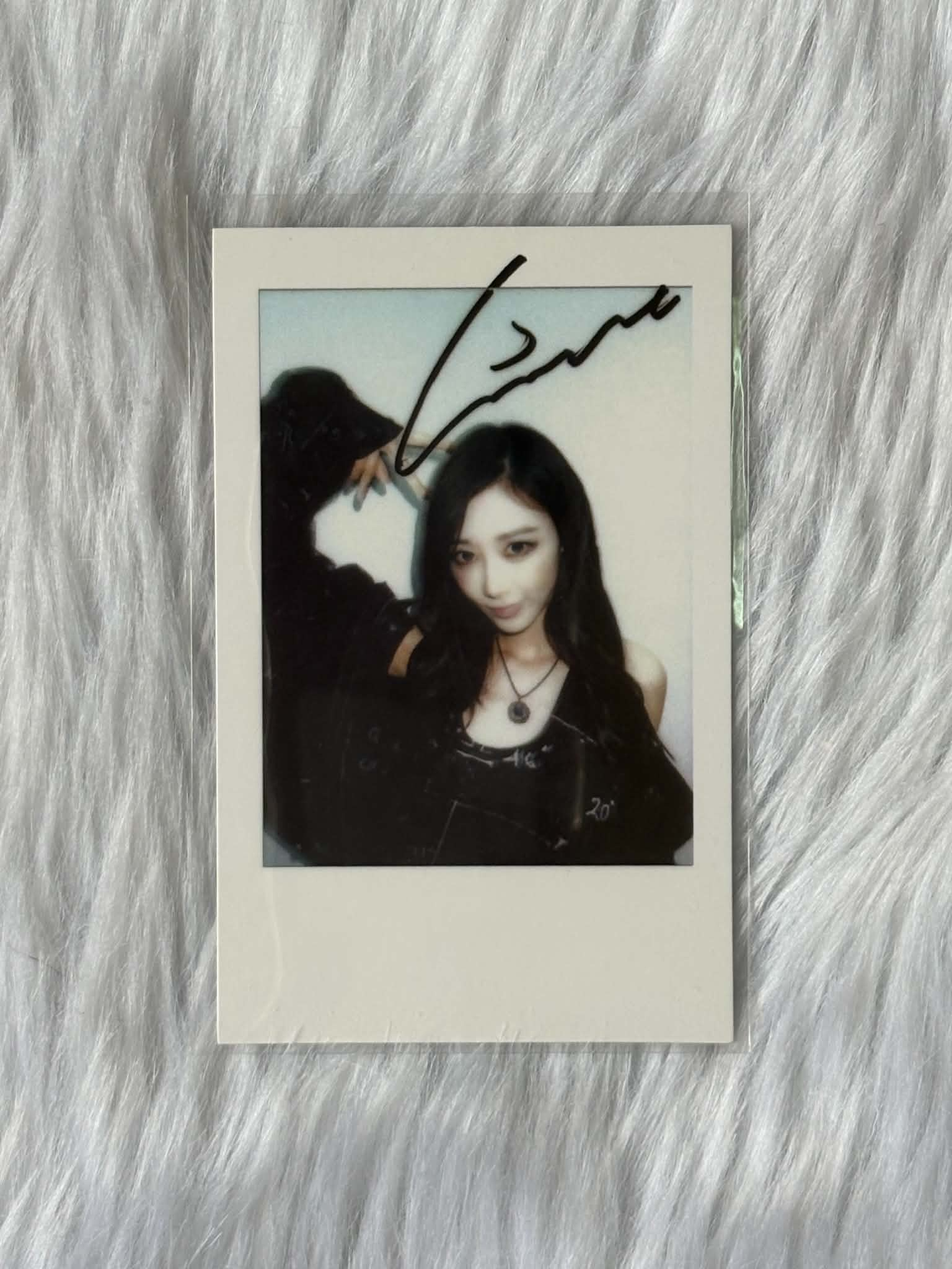 aespa Giselle aespa - Giselle - Lemonade Album pob (pre-order benefit) kmstation polaroid printed signature B version listing photo 2
