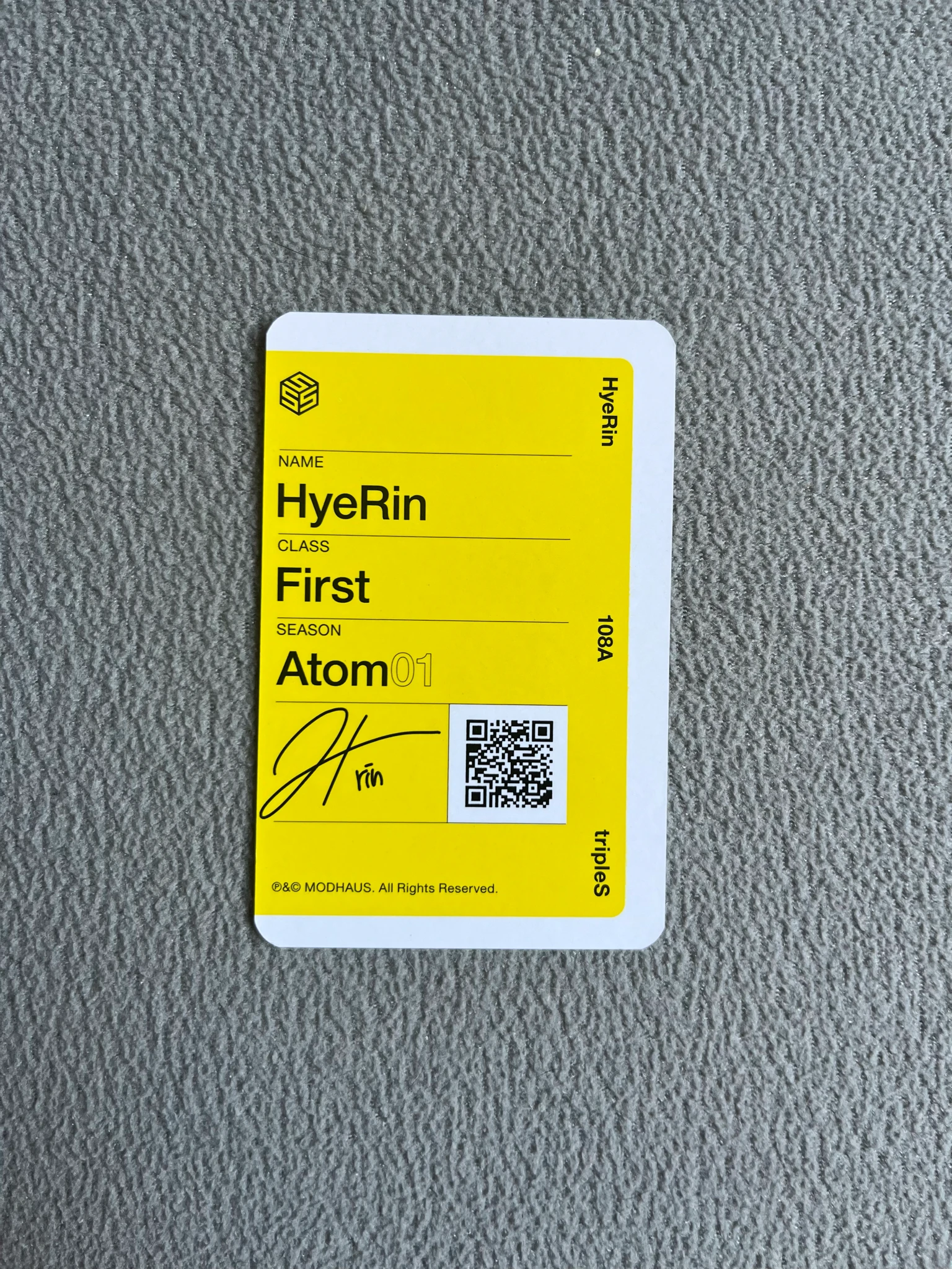 tripleS Hyerin tripleS - Hyerin - Atom01 First Class Objekts Other listing photo 2