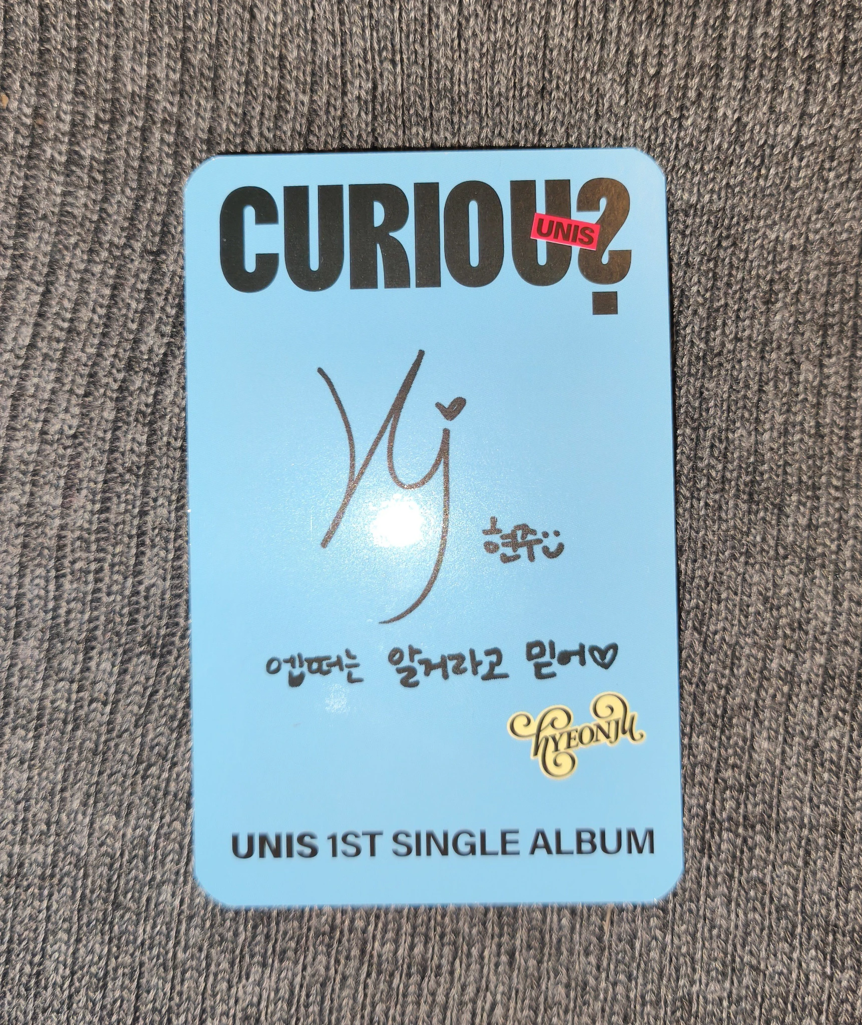 UNIS Hyeonju UNIS - Hyeonju - CURIOUS Album album photocard glow-z version listing photo 2