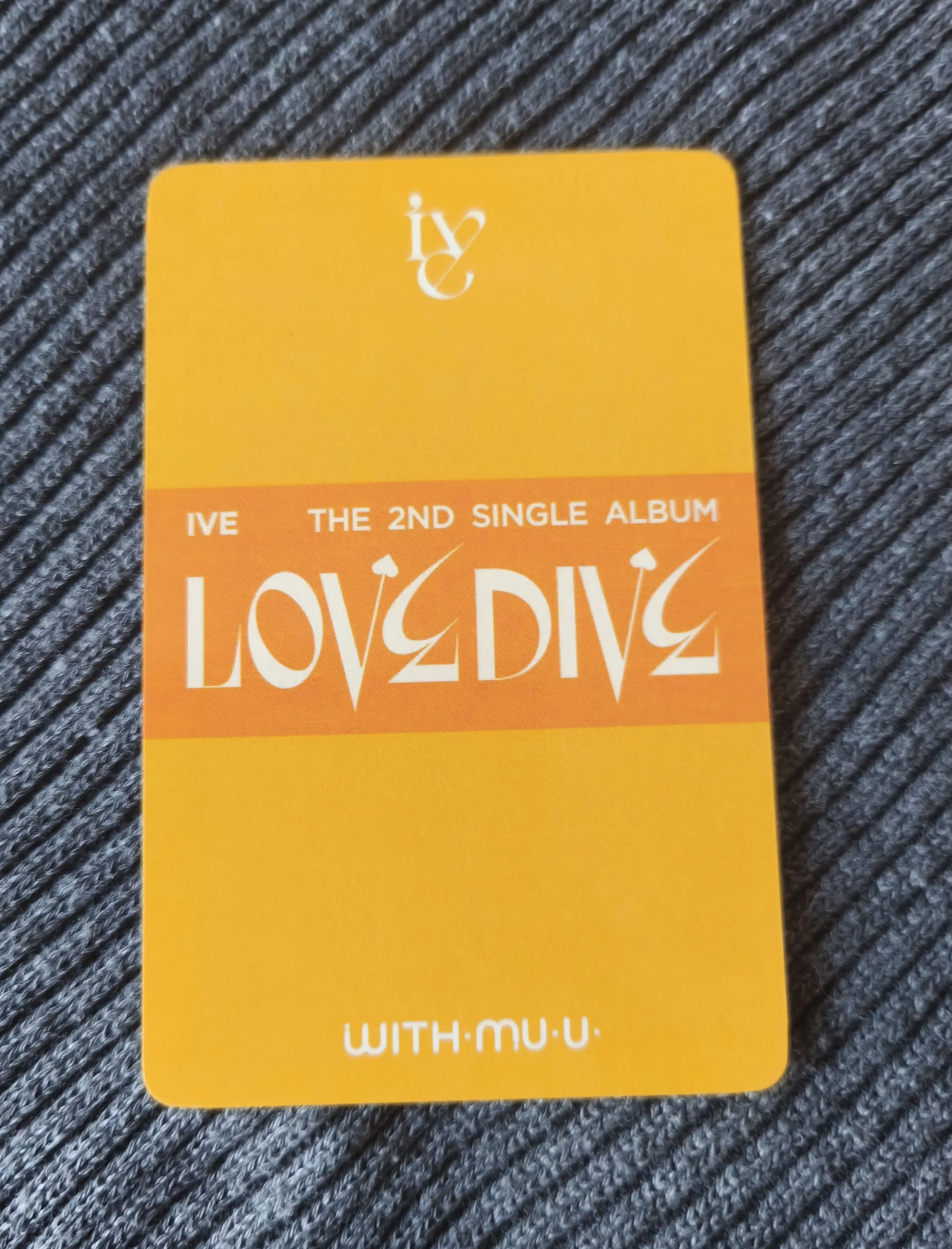 IVE Yujin IVE - Yujin - LOVE DIVE Album withmuu listing photo 2