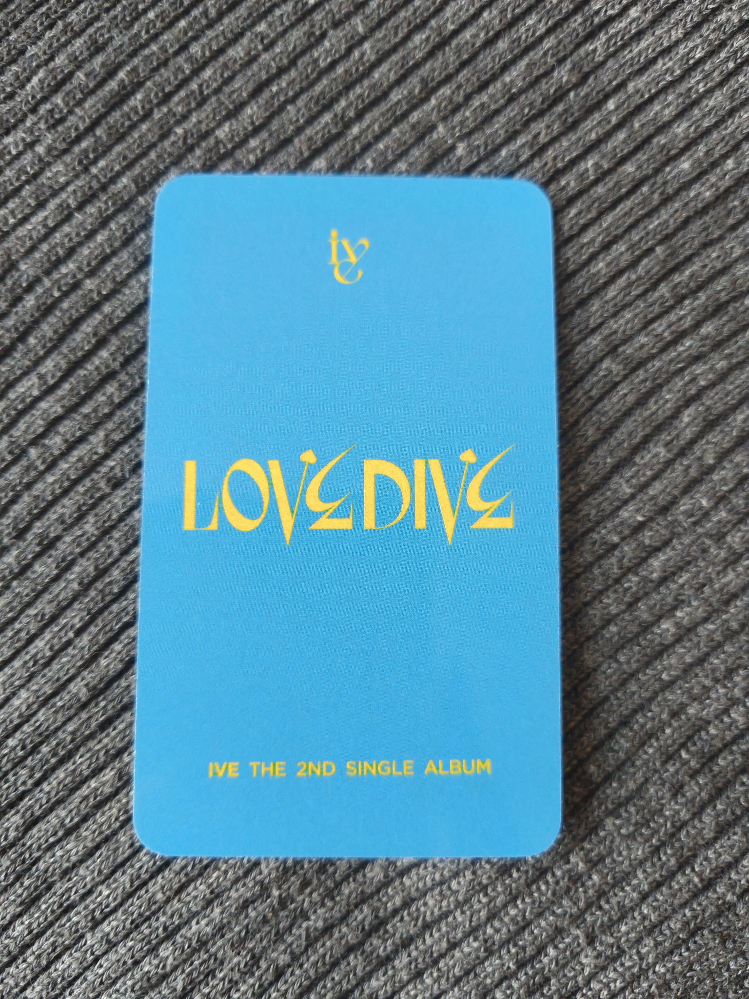 IVE Yujin IVE - Yujin - LOVE DIVE Album apple music listing photo 2