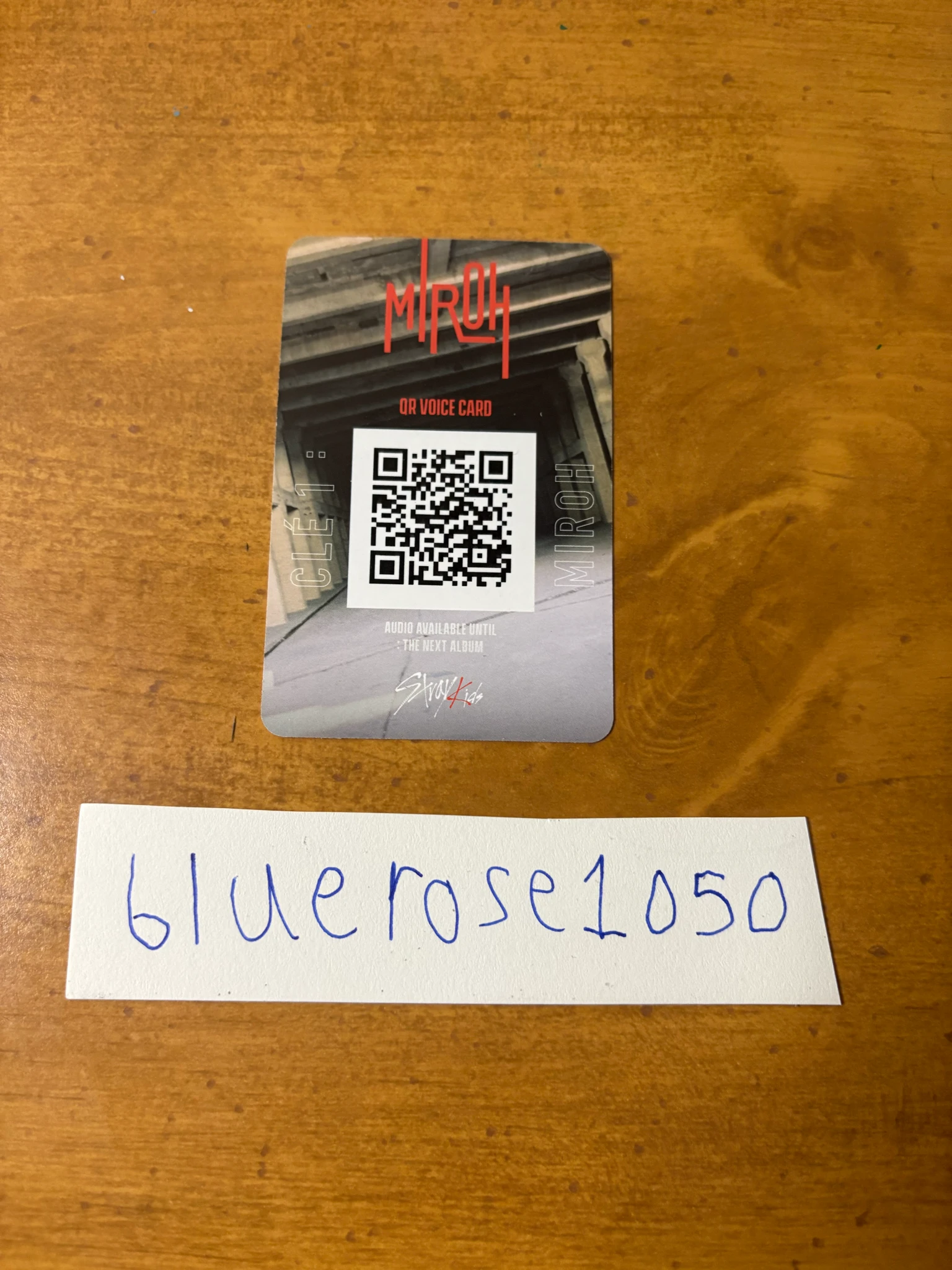 Stray Kids Lee Know Stray Kids - Lee Know - Clé 1: Miroh Album album photocard red border ver. listing photo 2