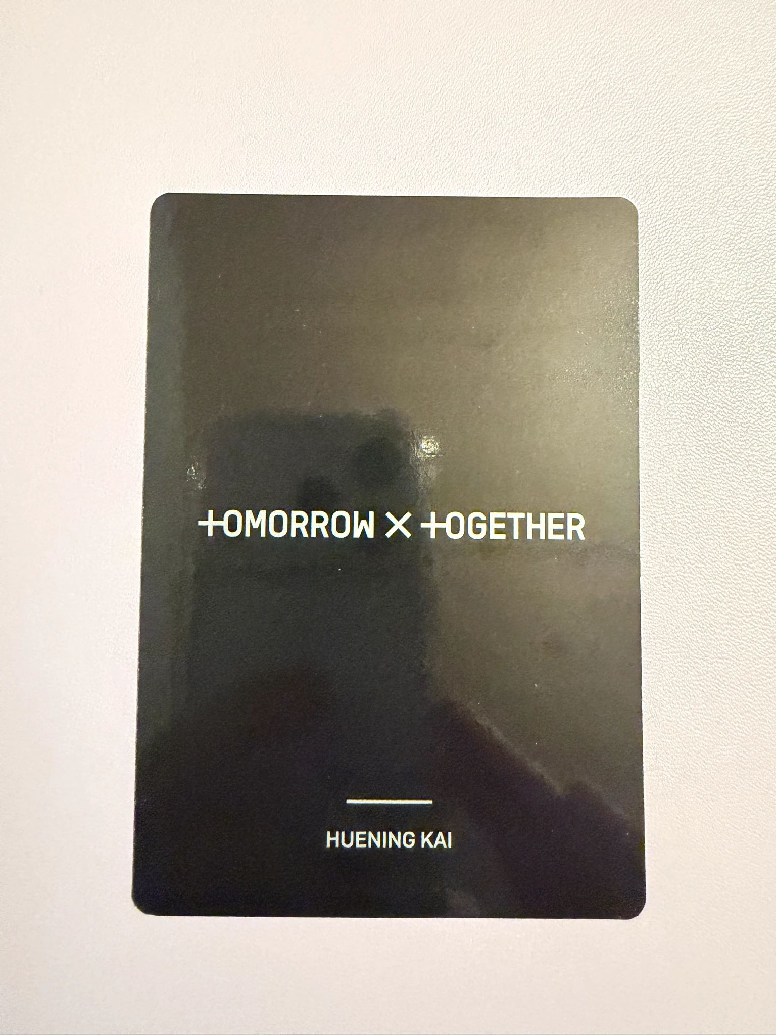 TOMORROW X TOGETHER Huening Kai TOMORROW X TOGETHER - Huening Kai - MOA Bong Ver. 1 Other lightstick merch photocard listing photo 2
