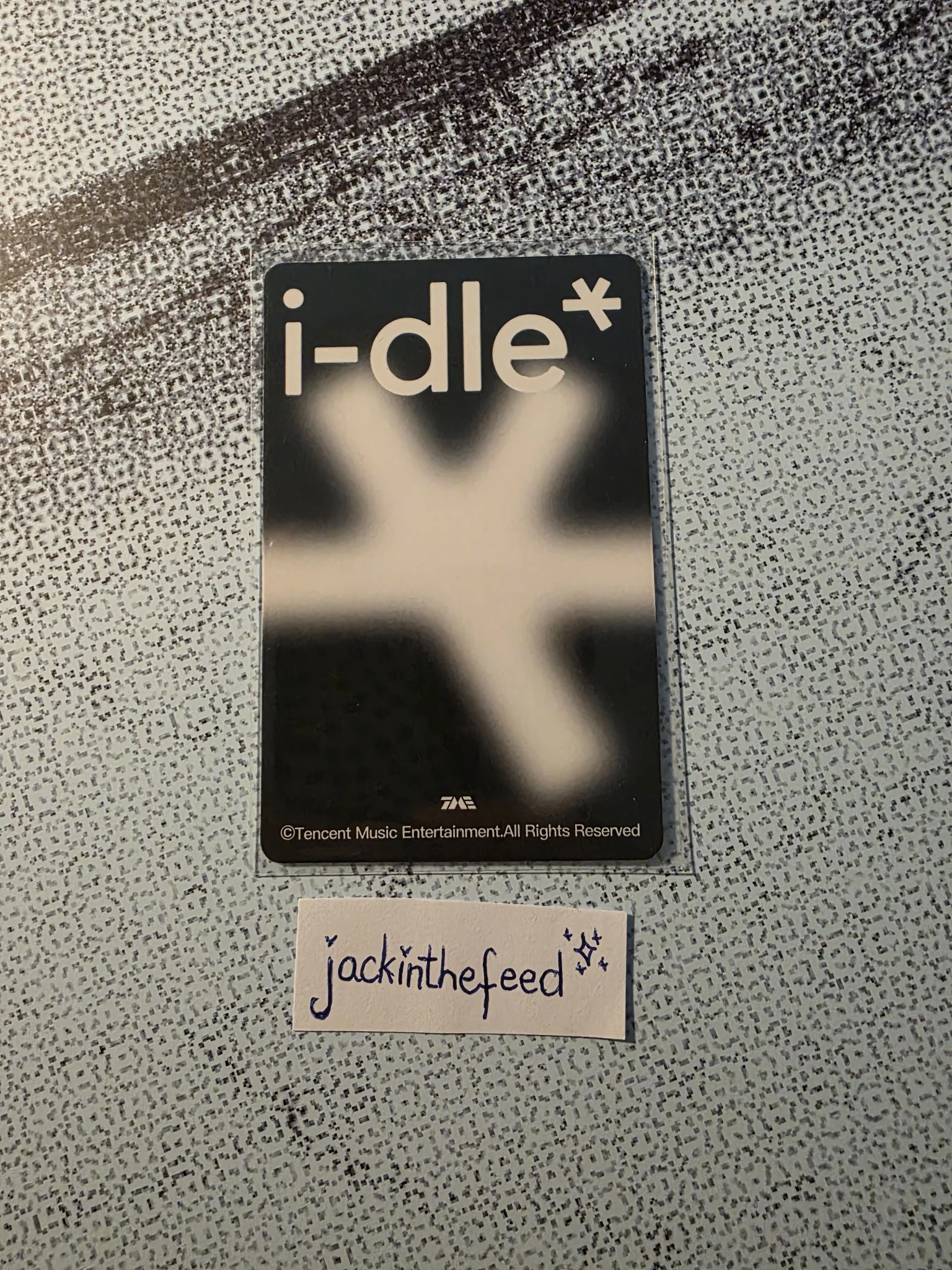 i-dle Miyeon i-dle - Miyeon - We are Album qq music 3 star lucky draw (LD) starlight holiday version listing photo 2