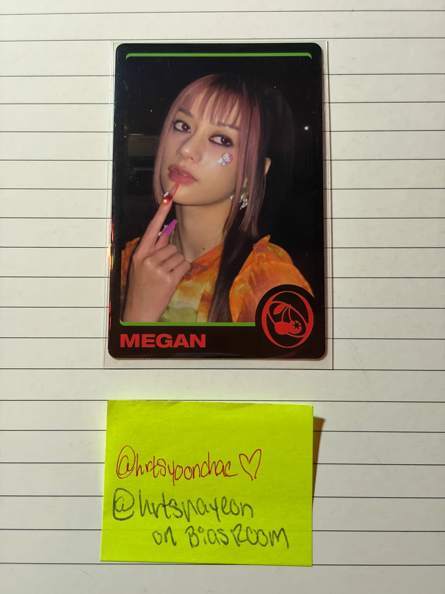 KATSEYE Megan KATSEYE - Megan - BEAUTIFUL CHAOS Album vinyl version album photocard double-sided photocard set listing photo 2