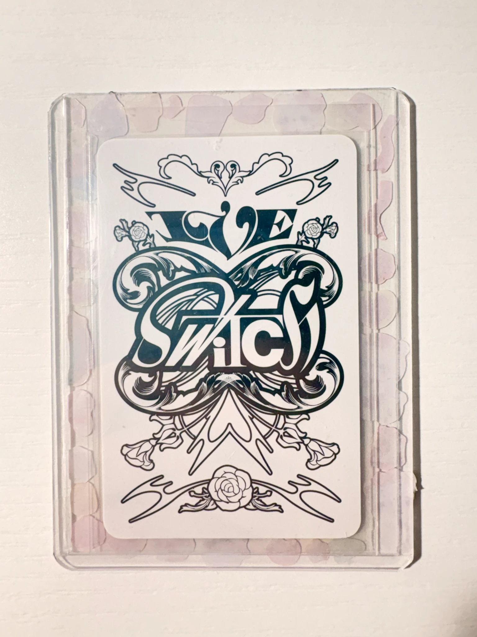 IVE Liz IVE - Liz - IVE SWITCH Album album photocard on version listing photo 2