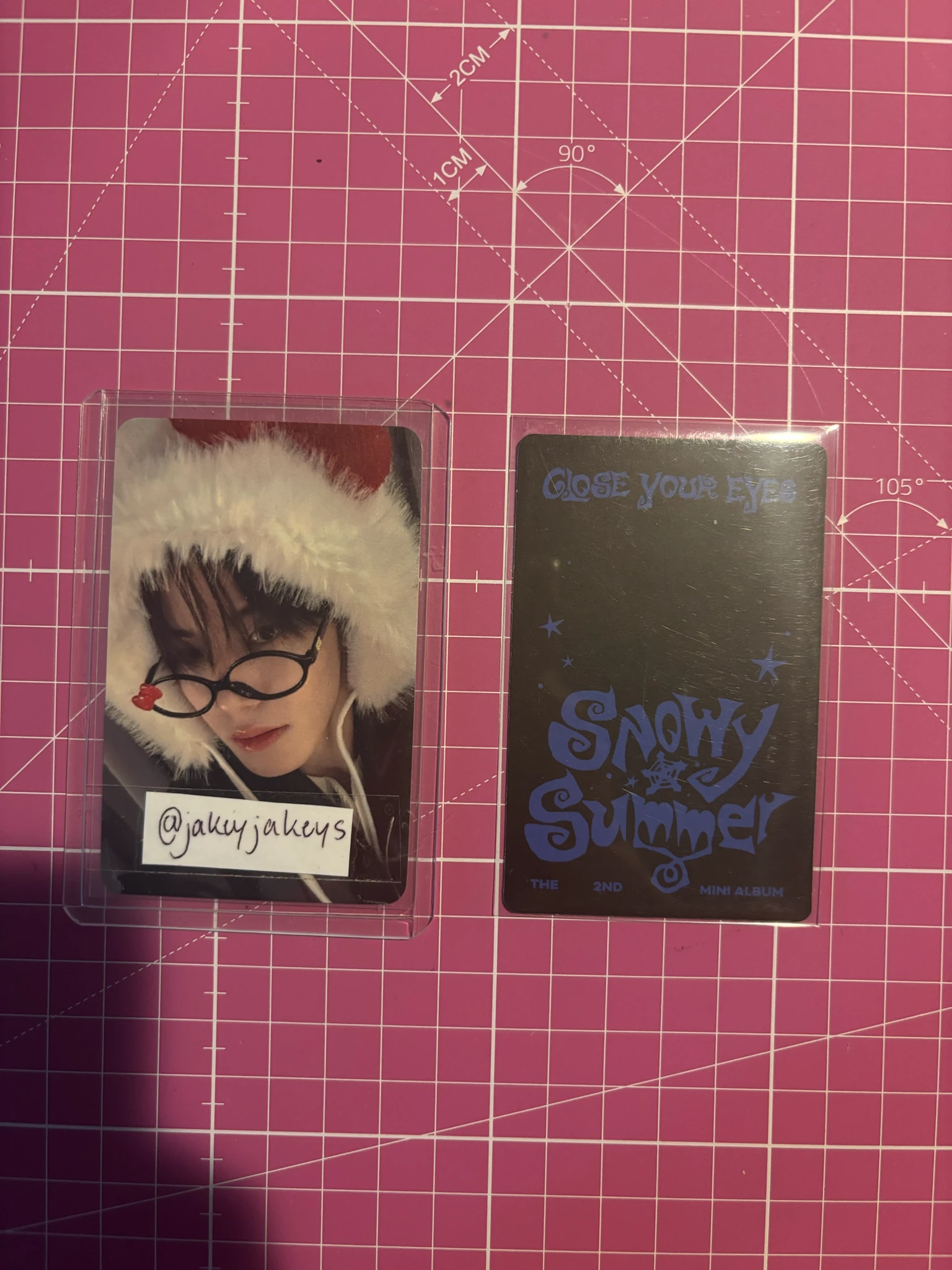 CLOSE YOUR EYES Ma Jingxiang CLOSE YOUR EYES - Ma Jingxiang - Snowy Summer Album ghost board version listing photo 2