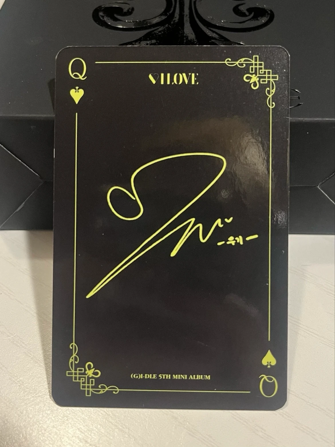 i-dle Yuqi (G)I-DLE - Miyeon - I Love Album standard version album photocard listing photo 2