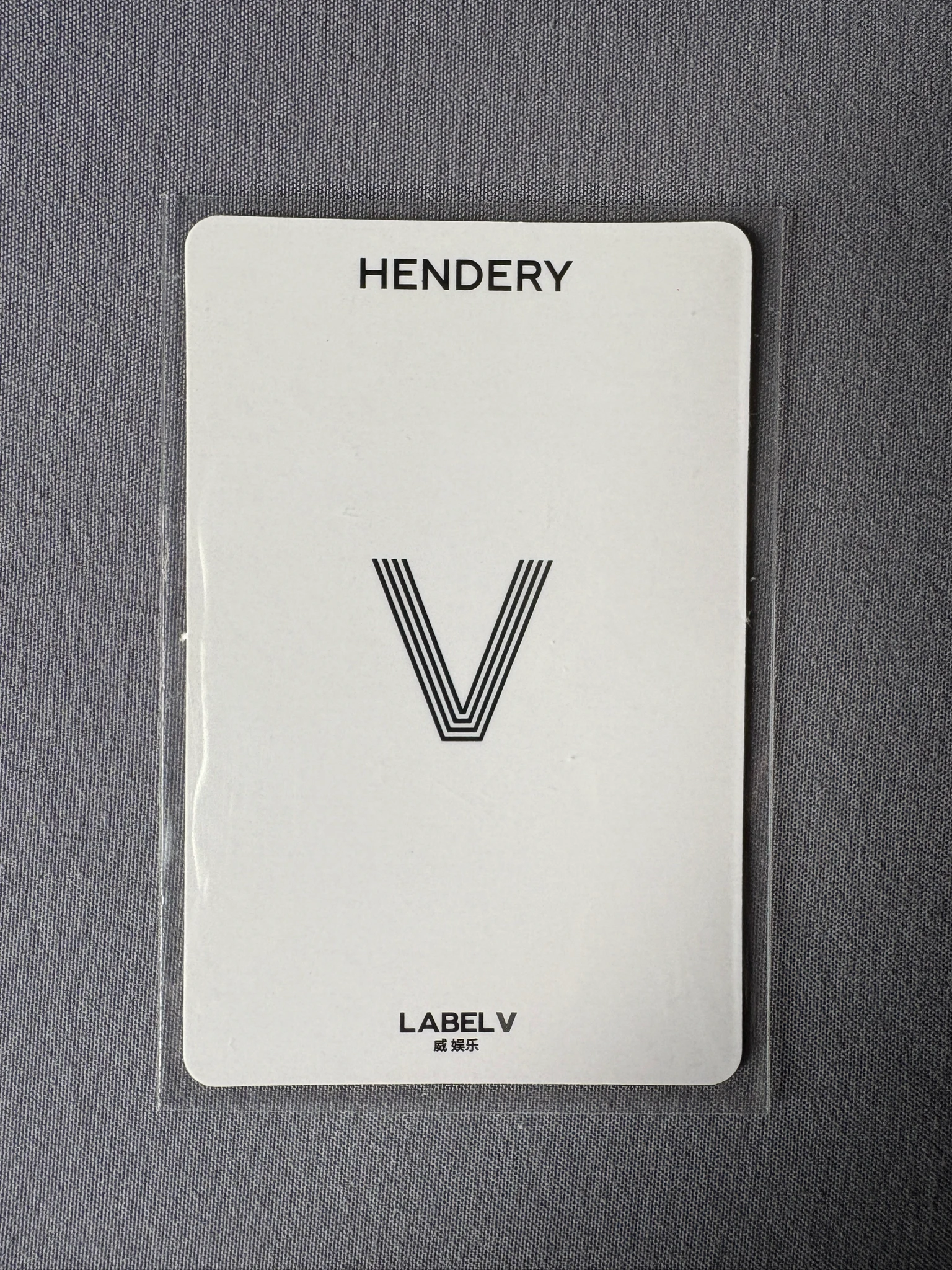 WayV Hendery WayV - Hendery - 2019 Summer Vacation Kit Other merch photocard pob (pre-order benefit) listing photo 2
