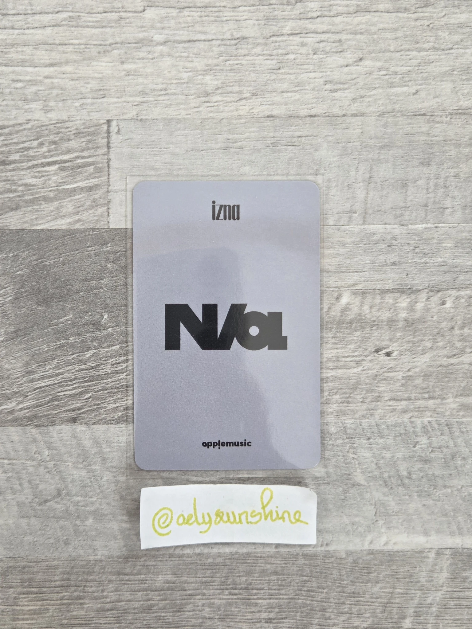 izna Koko izna - Koko - N/a Album apple music video call fansign listing photo 2