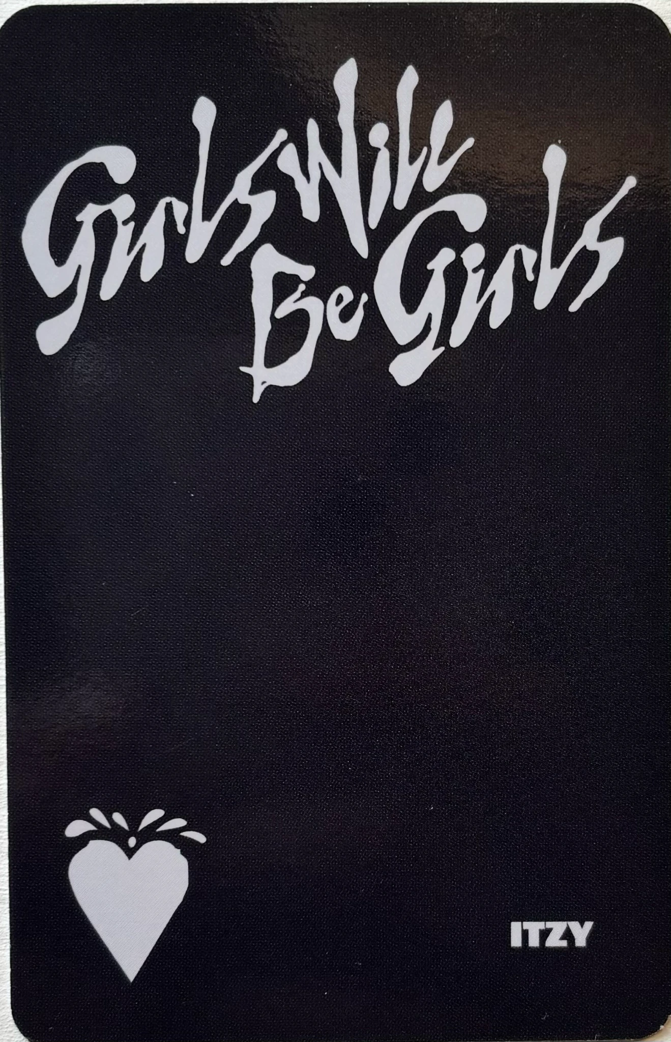 ITZY Lia ITZY - Lia - Girls Will Be Girls Album album photocard platform poca ver. non-selfie horizontal listing photo 2