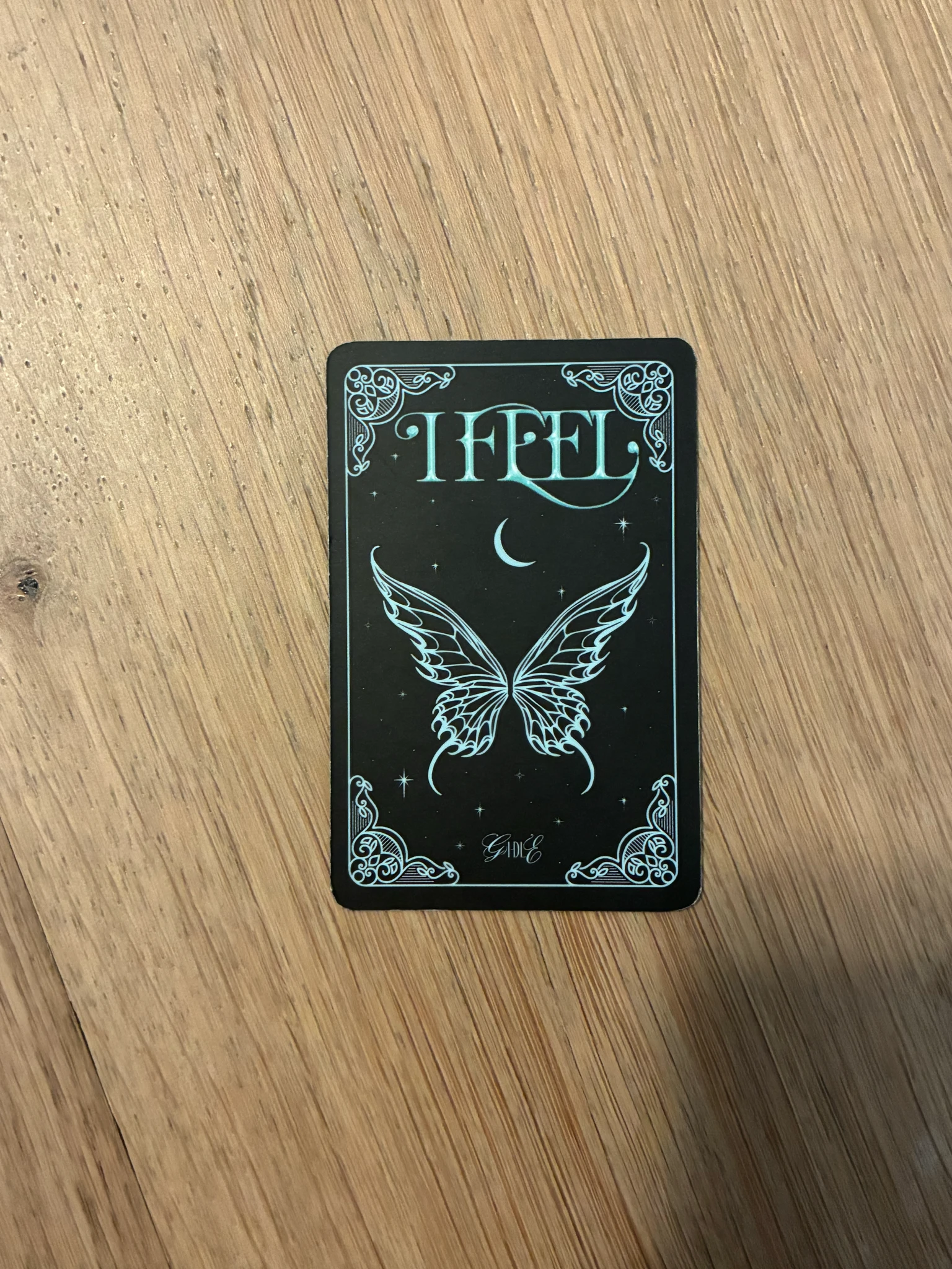 i-dle Minnie (G)I-DLE - Miyeon - I Feel Album standard version butterfly version album photocard listing photo 2