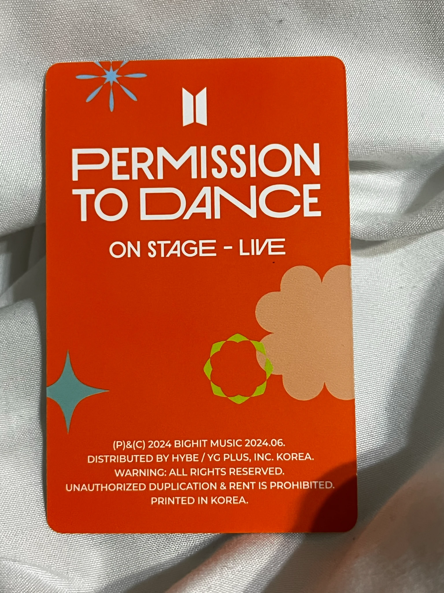 BTS SUGA BTS-SUGA-Album-Permission to Dance Live Album listing photo 2