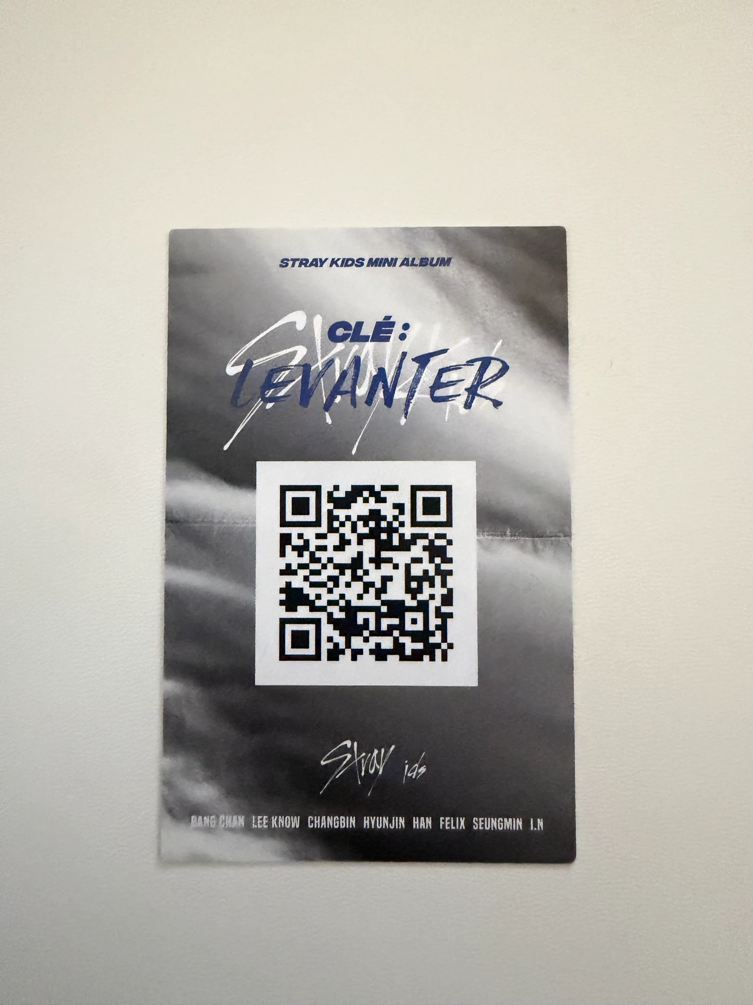 Stray Kids I.N Stray Kids - I.N - Clé: Levanter Album album photocard silver border ver. listing photo 2