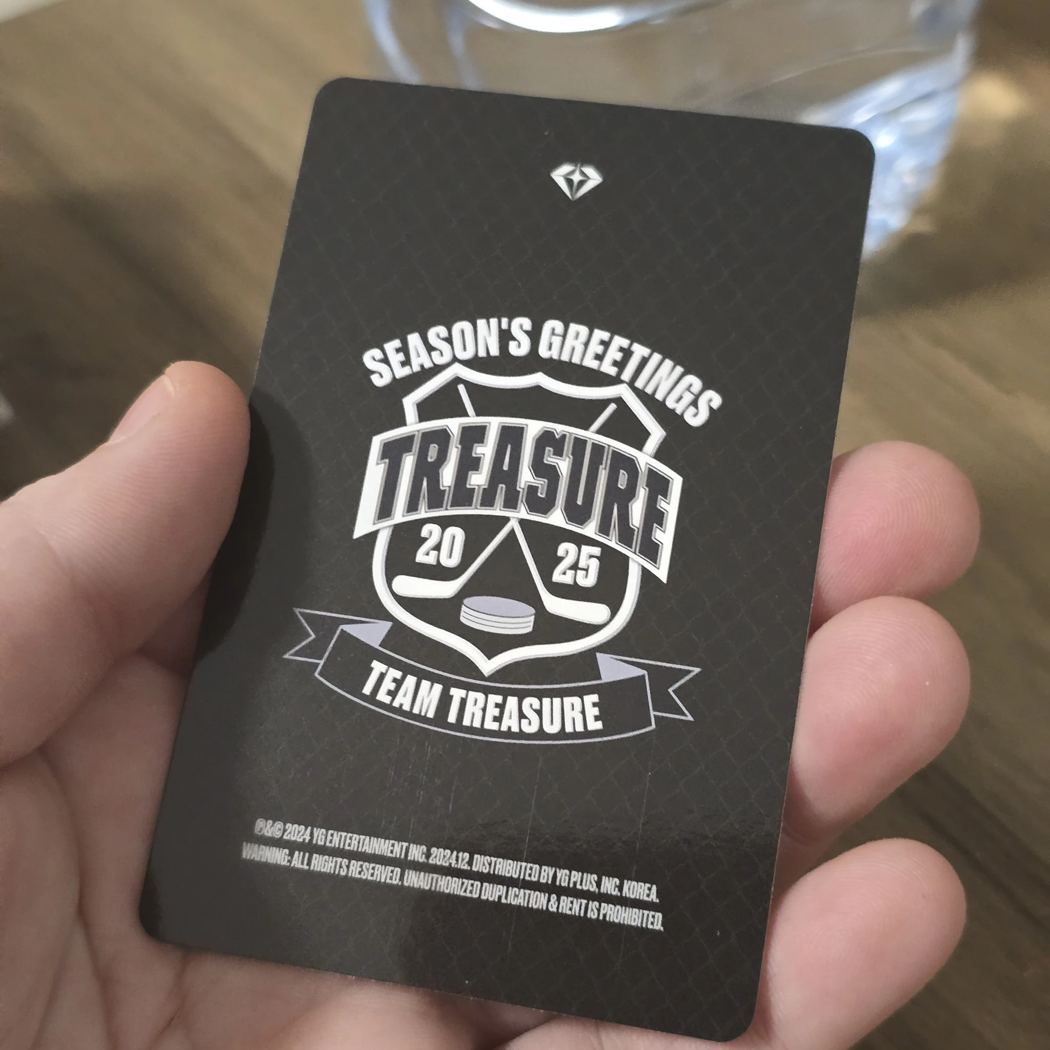 TREASURE Yoshi TREASURE - Yoshi - 2025 Season's Greetings - Team Treasure Other photocard set season's greetings B version non-random kit photocard listing photo 2