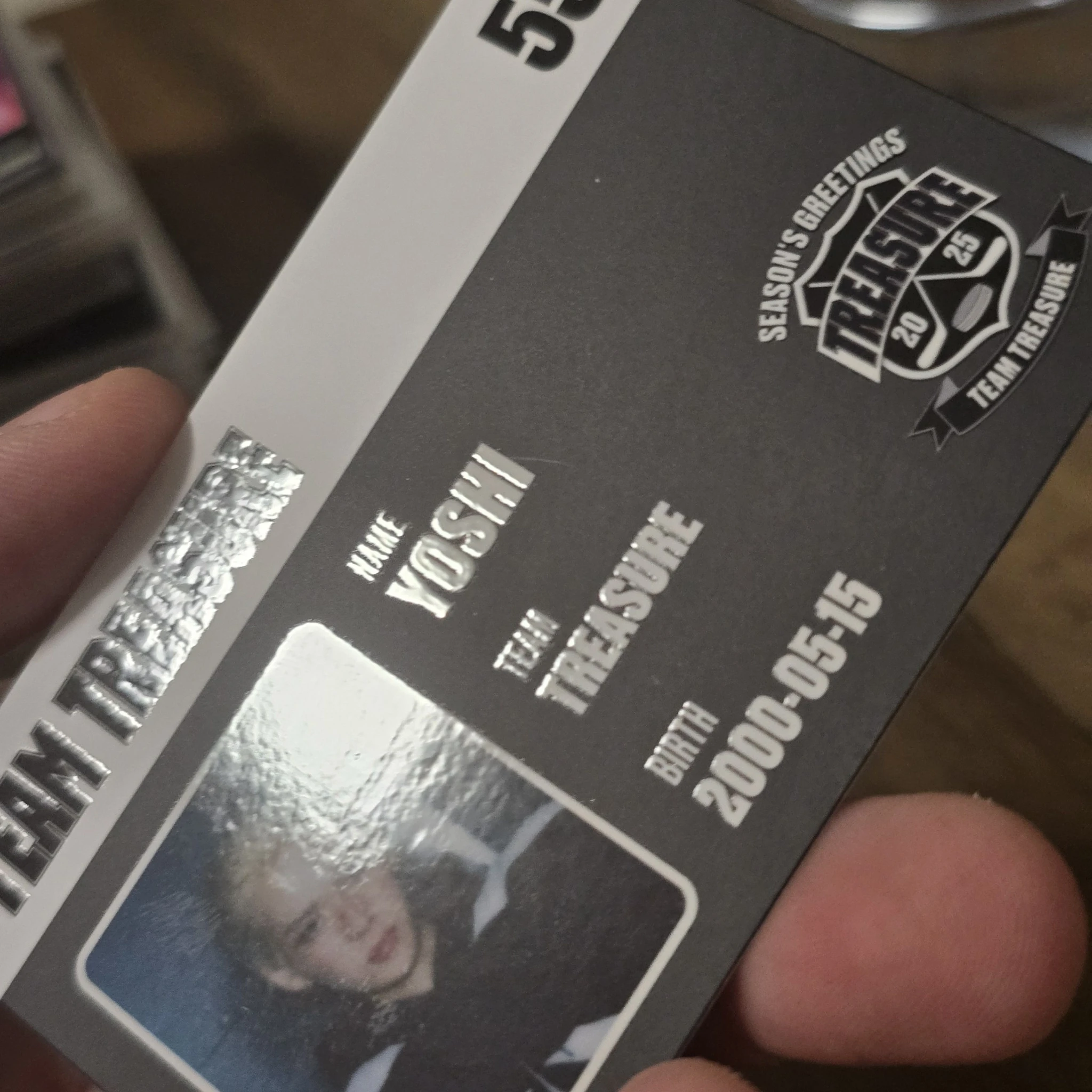 TREASURE Yoshi TREASURE - Yoshi - 2025 Season's Greetings - Team Treasure Other season's greetings kit photocard fortune card id card item set listing photo 2