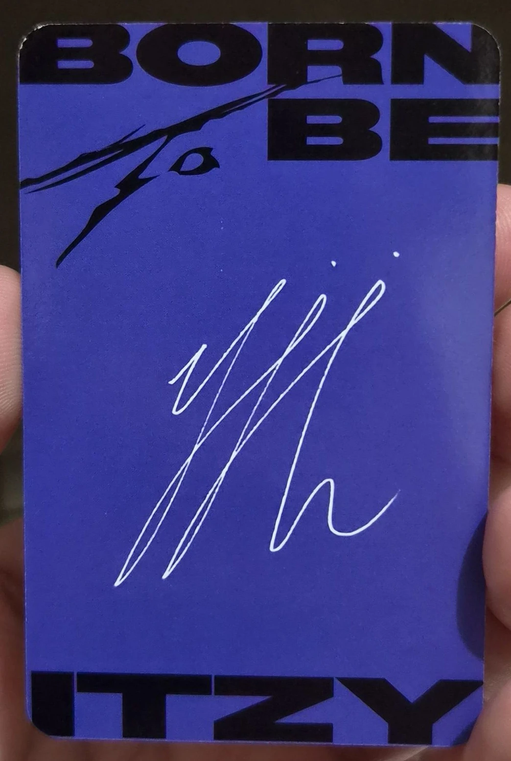 ITZY Ryujin ITZY - Ryujin - BORN TO BE Album A Ver. Blue Back listing photo 2