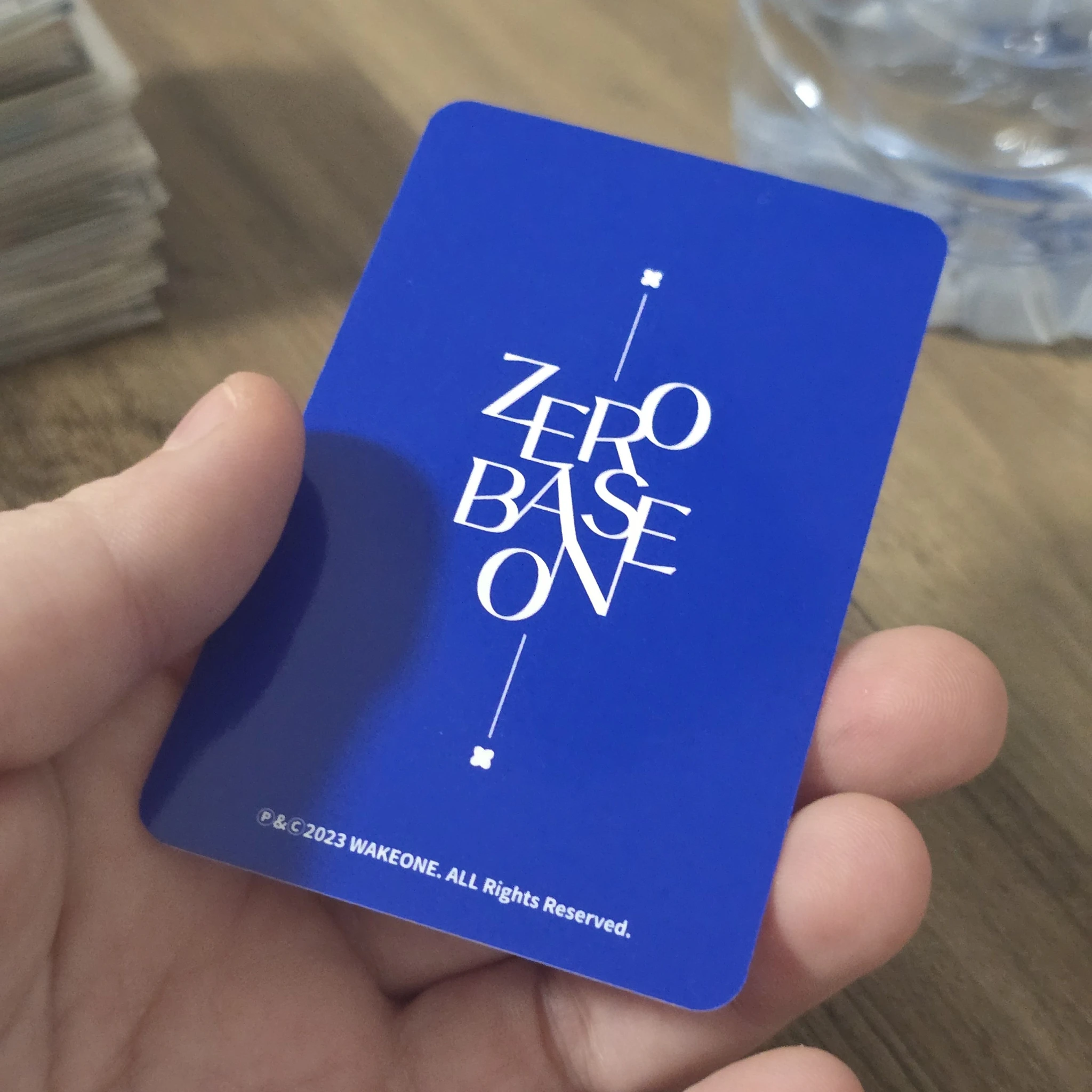 ZEROBASEONE Hanbin ZEROBASEONE - Hanbin - [THE MOVING SEOUL] (VISIT KOREA YEAR POP-UP STORE) Event L holder photocard set blue version listing photo 2