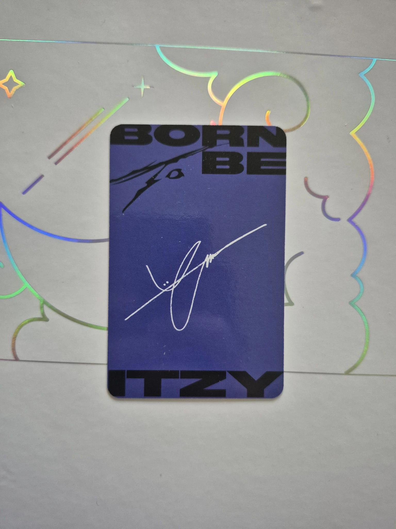 ITZY Yuna ITZY - Yuna - BORN TO BE Album A Ver. Blue Back listing photo 2