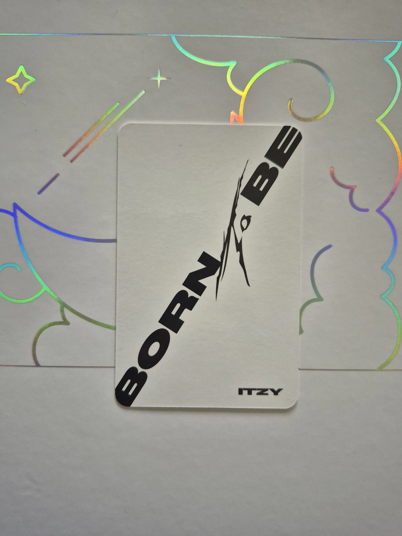 ITZY Yuna ITZY - Yuna - BORN TO BE Album A Ver. White Back Ver listing photo 2