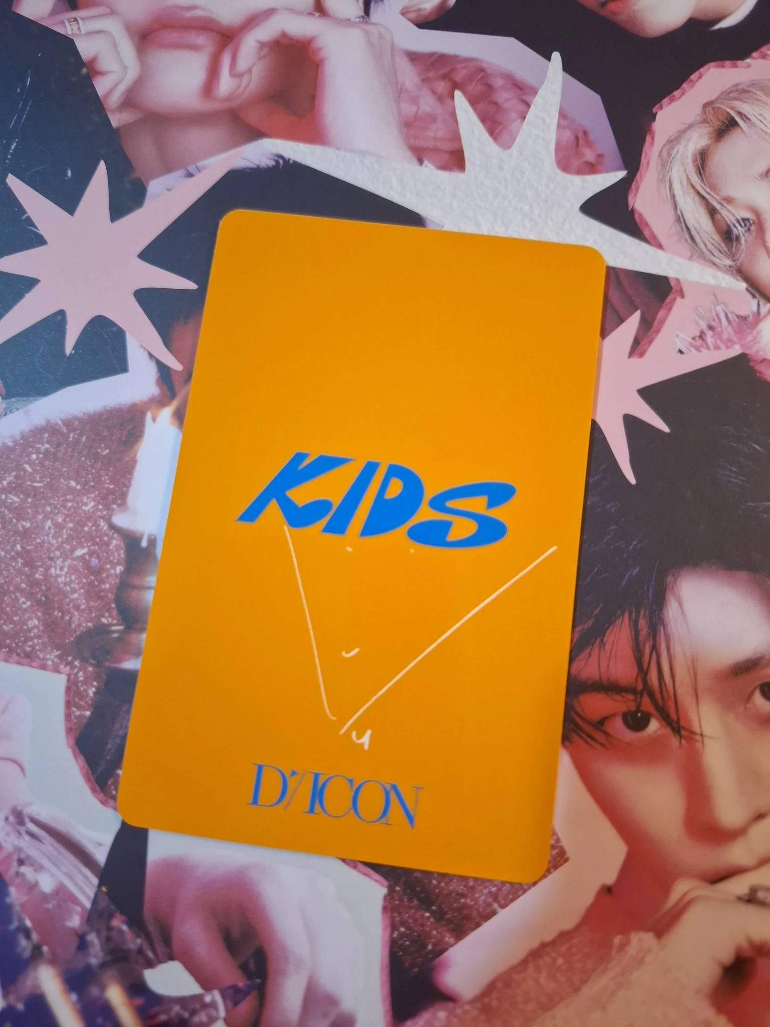 Stray Kids Changbin Stray Kids - Changbin - DICON D'FESTA 2022 Photobook Other dicon mini photobook version listing photo 2
