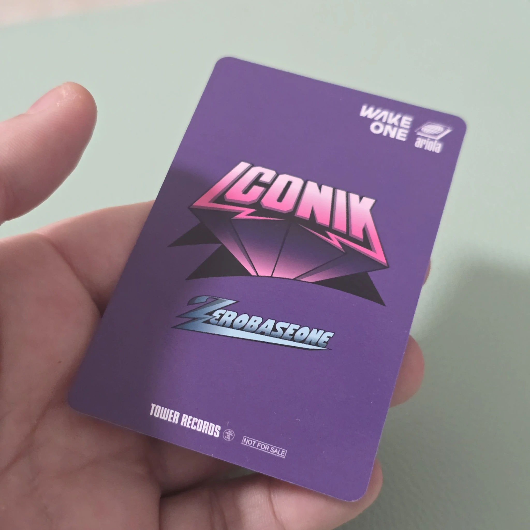 ZEROBASEONE Gyuvin ZEROBASEONE - Gyuvin - ICONIK Album lucky draw tower records A version listing photo 2