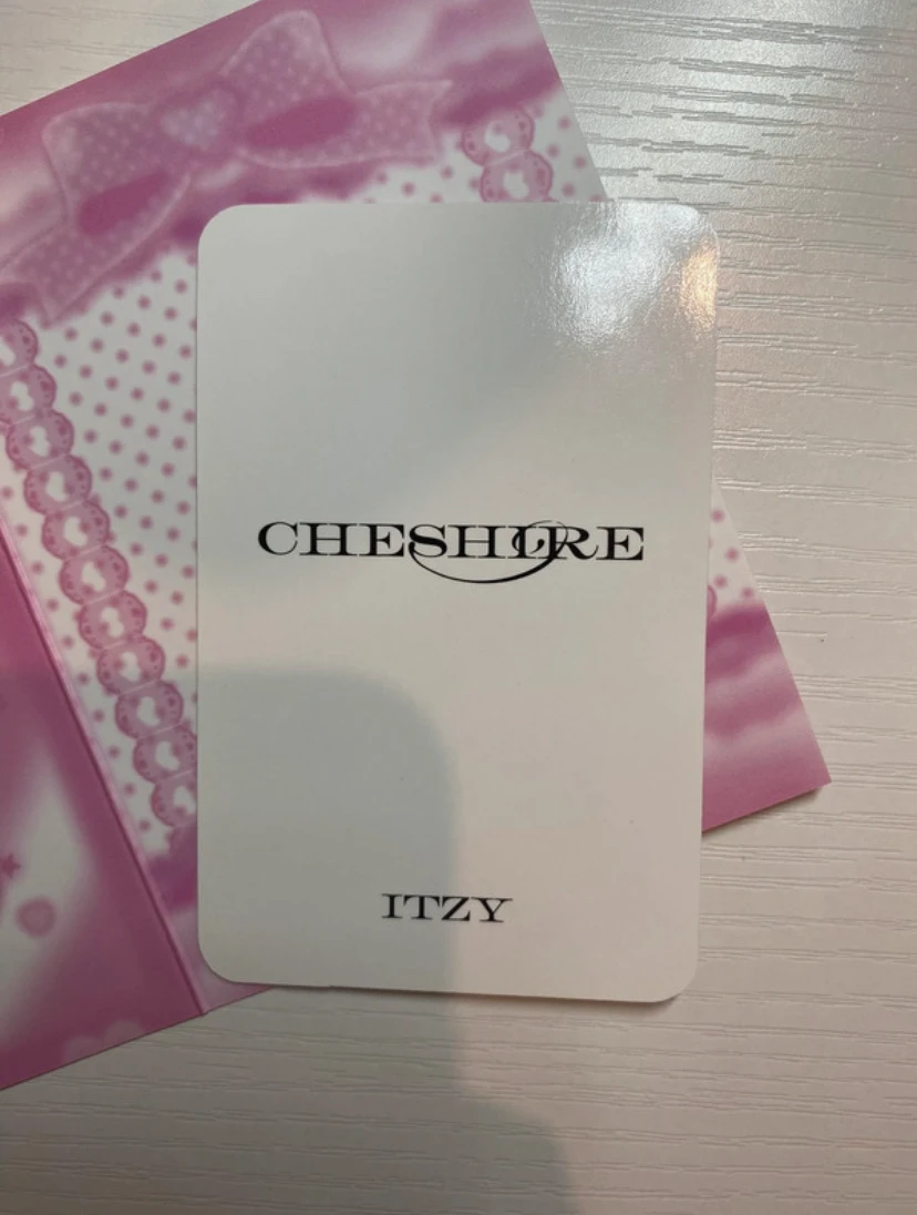 ITZY Yuna ITZY - Yuna - Cheshire Album yes24 pre-order benefit (pob) listing photo 2