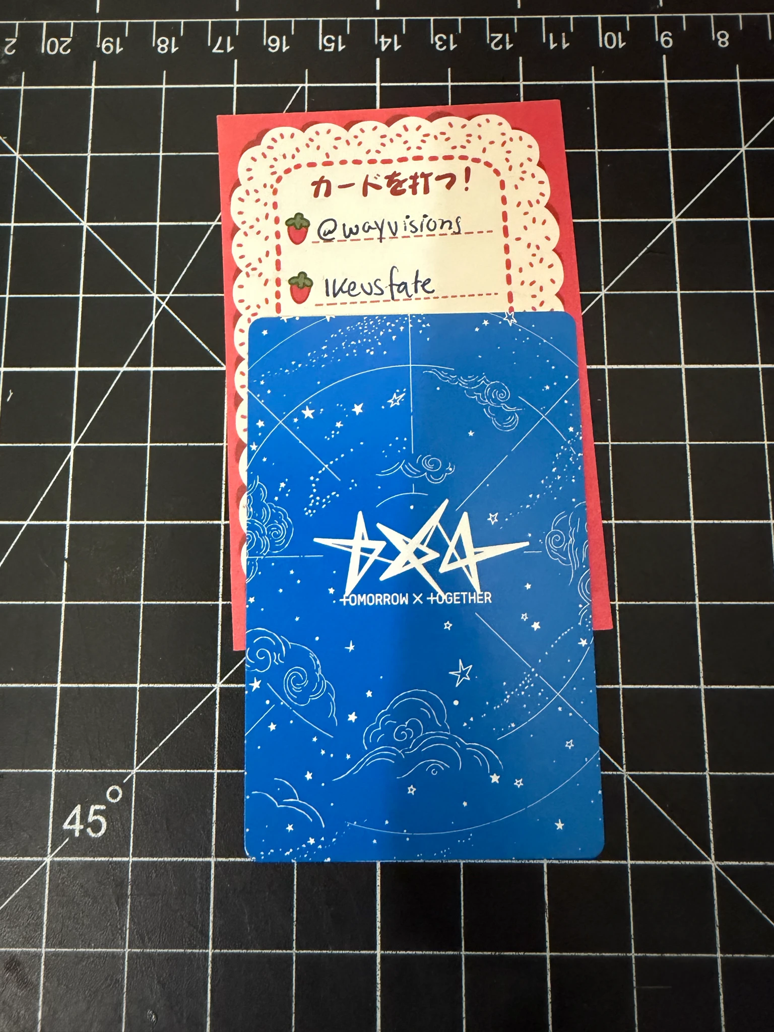 TOMORROW X TOGETHER Huening Kai TOMORROW X TOGETHER - Huening Kai - The Star Chapter: Together Album merch ver. star keyring ver. listing photo 2