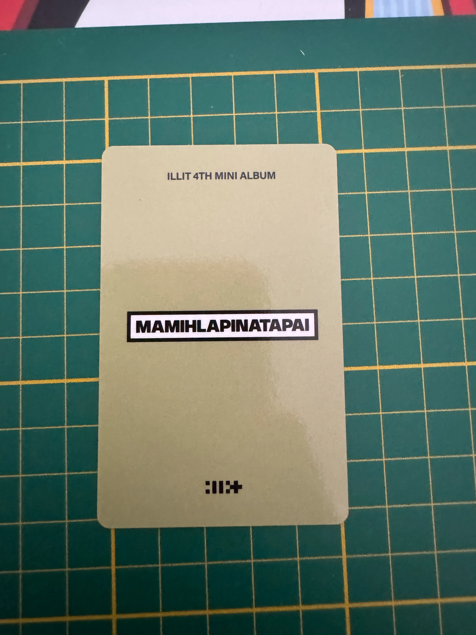 ILLIT Iroha ILLIT - Iroha - MAMIHLAPINATAPAI Album withfans / yizhiyu (yzy) video call (fancall) round 3 listing photo 2