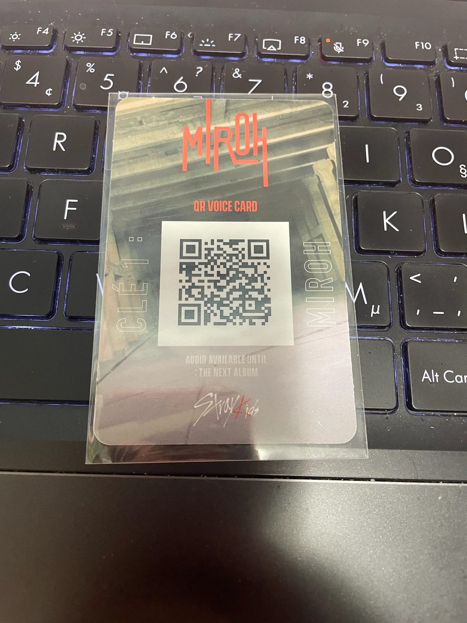 Stray Kids Bang Chan Stray Kids - Bang Chan - Clé 1: Miroh Album album photocard red border ver. listing photo 2