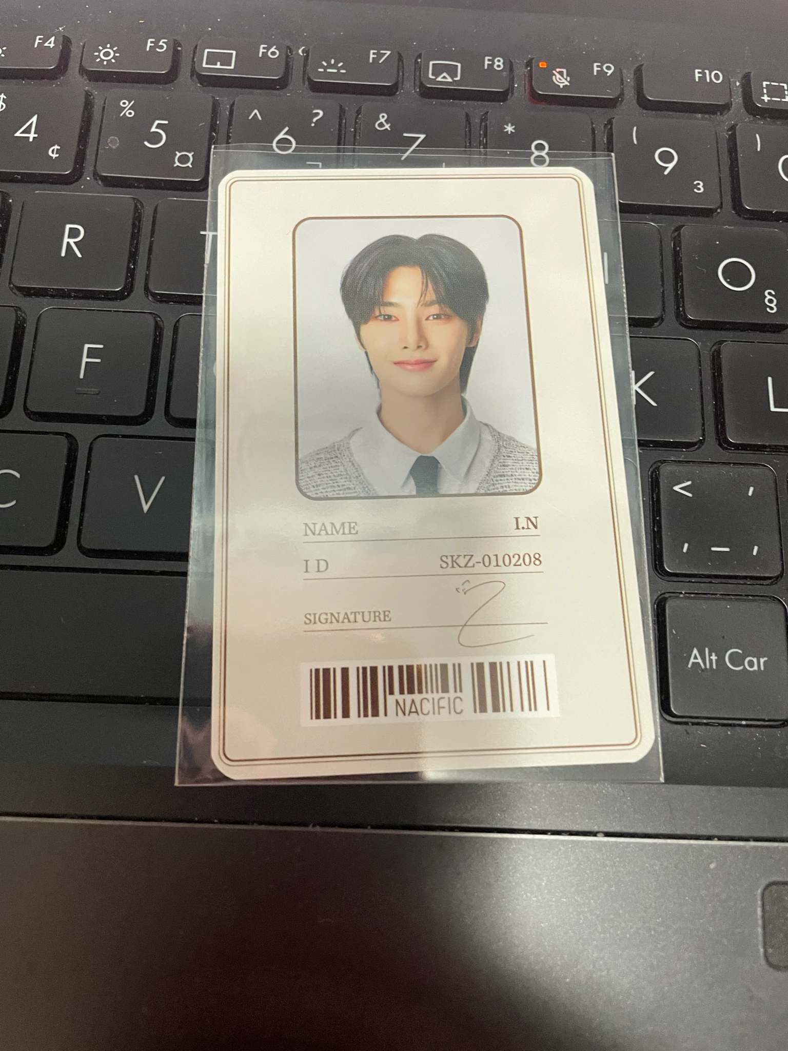 Stray Kids I.N Stray Kids - I.N - NACIFIC  x Stray Kids Other round 22 listing photo 2