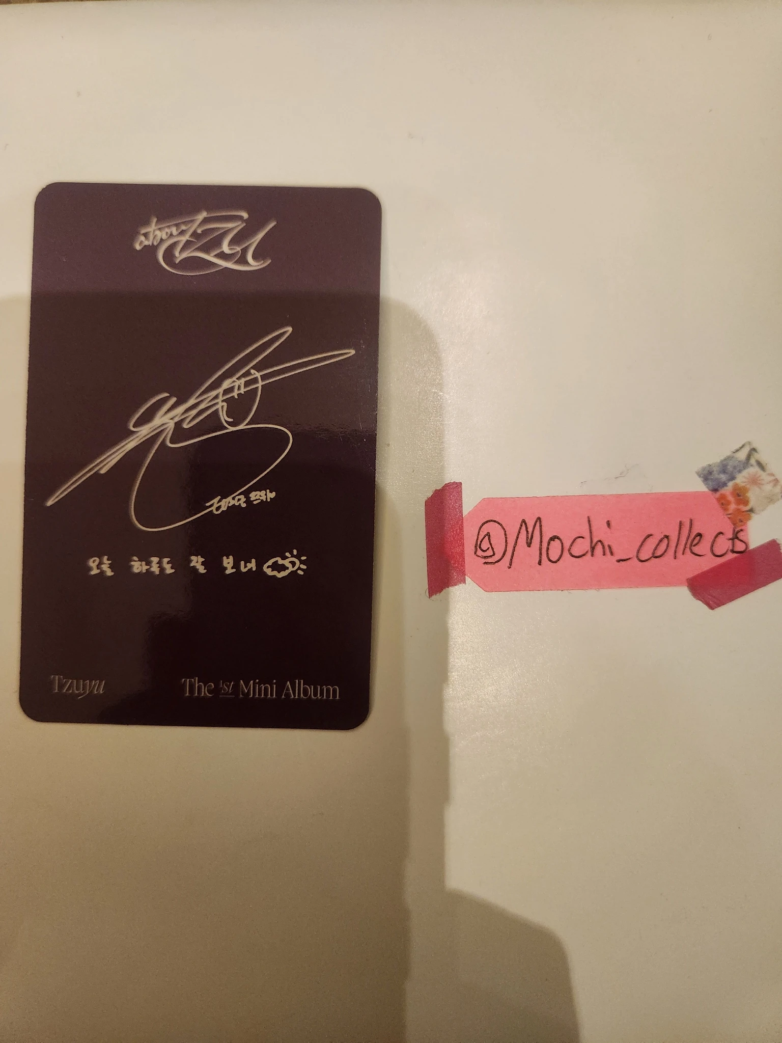 TWICE Tzuyu TWICE-Tzuyu-Album-tzuyu aboutzu (solo) listing photo 2