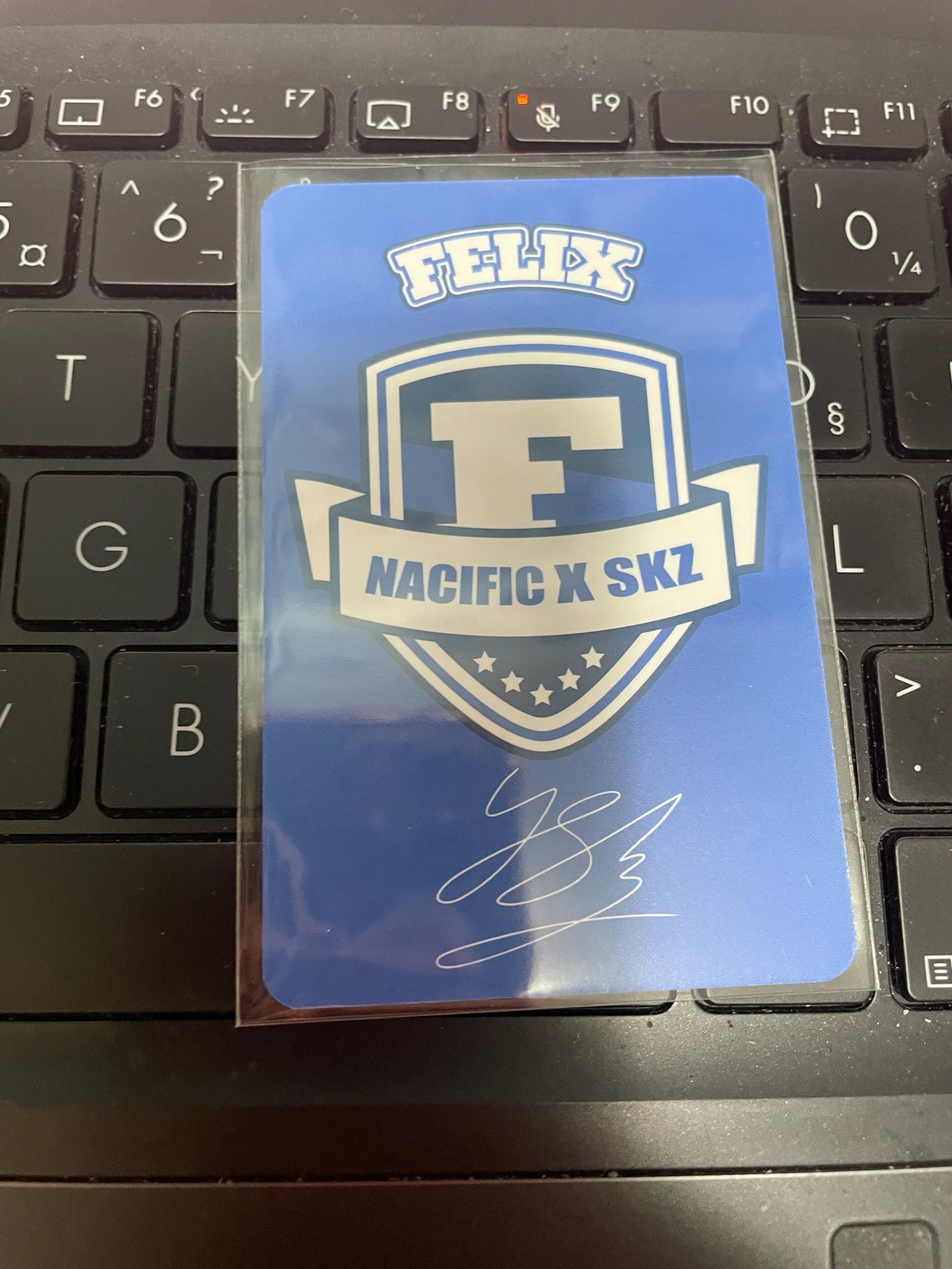 Stray Kids Felix Stray Kids - Felix - NACIFIC  x Stray Kids Other round 20 listing photo 2