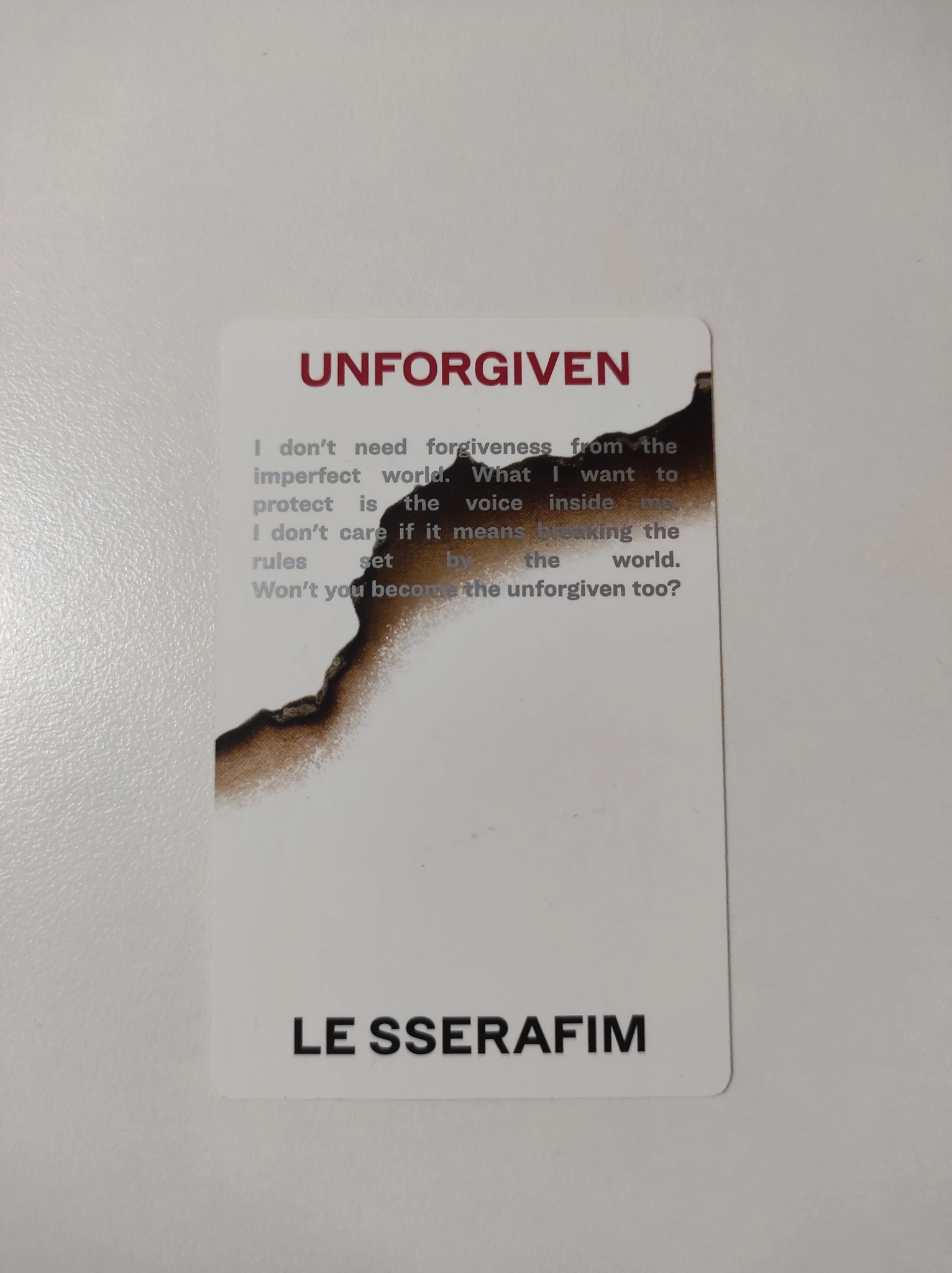 LE SSERAFIM Kazuha LE SSERAFIM - Kazuha - UNFORGIVEN Album album photocard bloody rose version listing photo 2