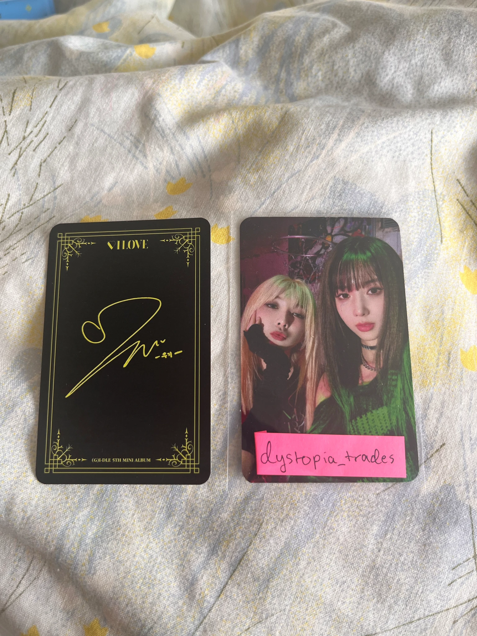 i-dle Yuqi (G)I-DLE - Miyeon - I Love Album jewel case version album photocard listing photo 2