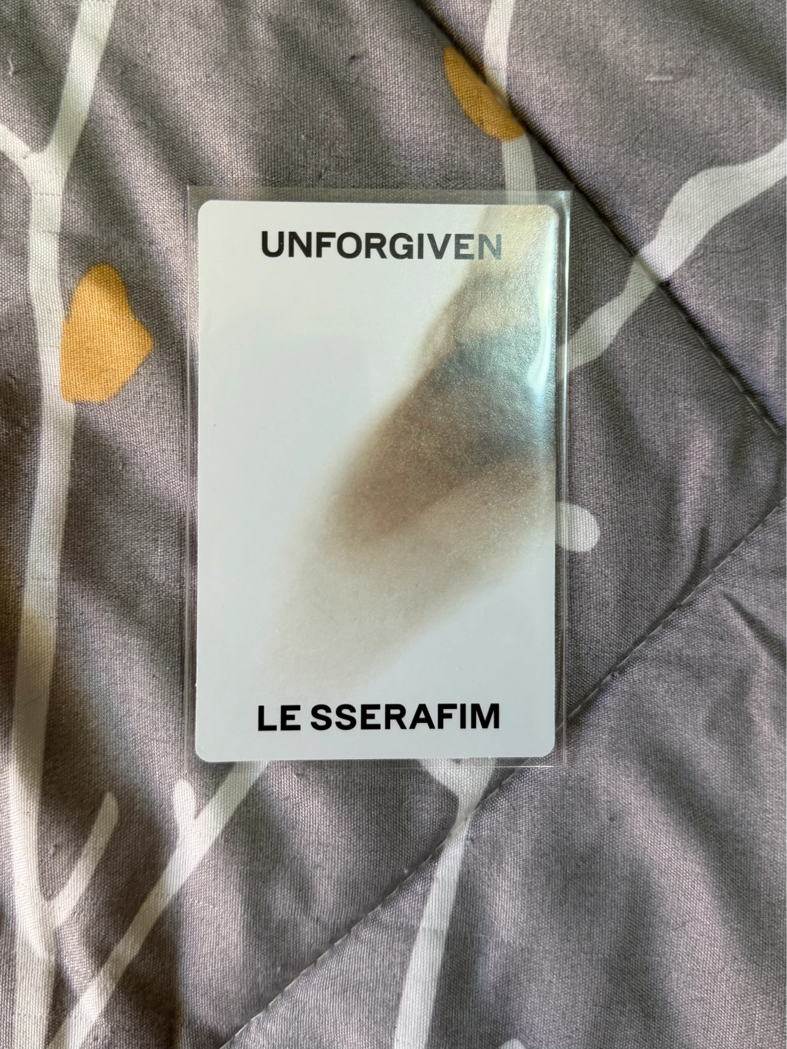 LE SSERAFIM LE SSERAFIM - UNFORGIVEN Album album photocard horizontal target exclusive listing photo 2