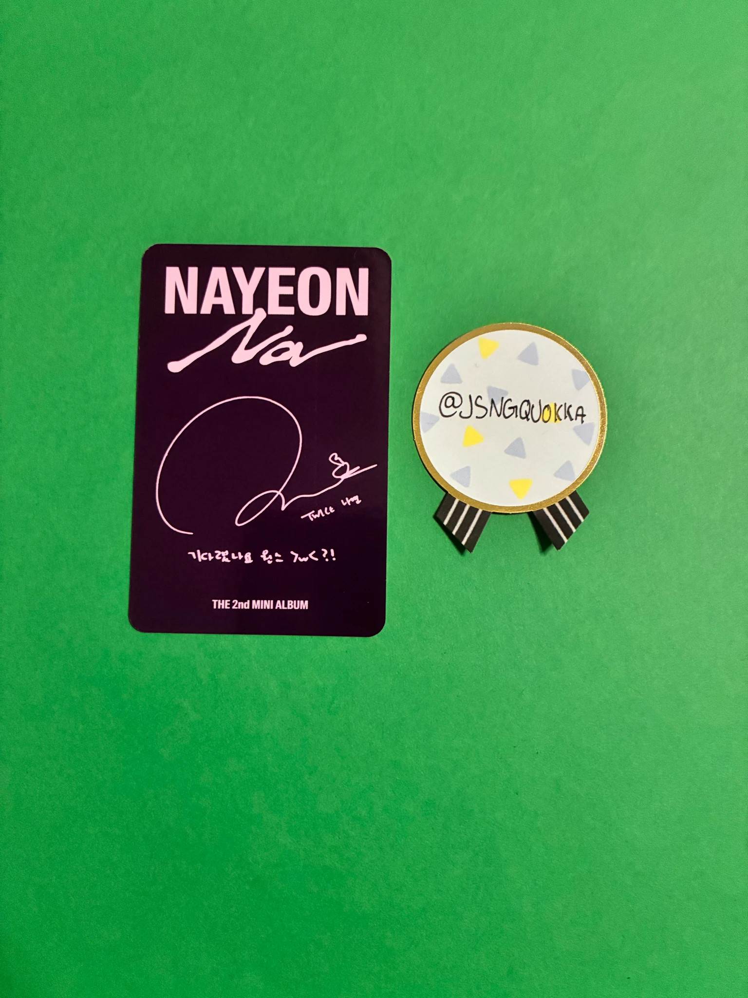 TWICE Nayeon TWICE-Nayeon-Album-nayeon na (solo) listing photo 2