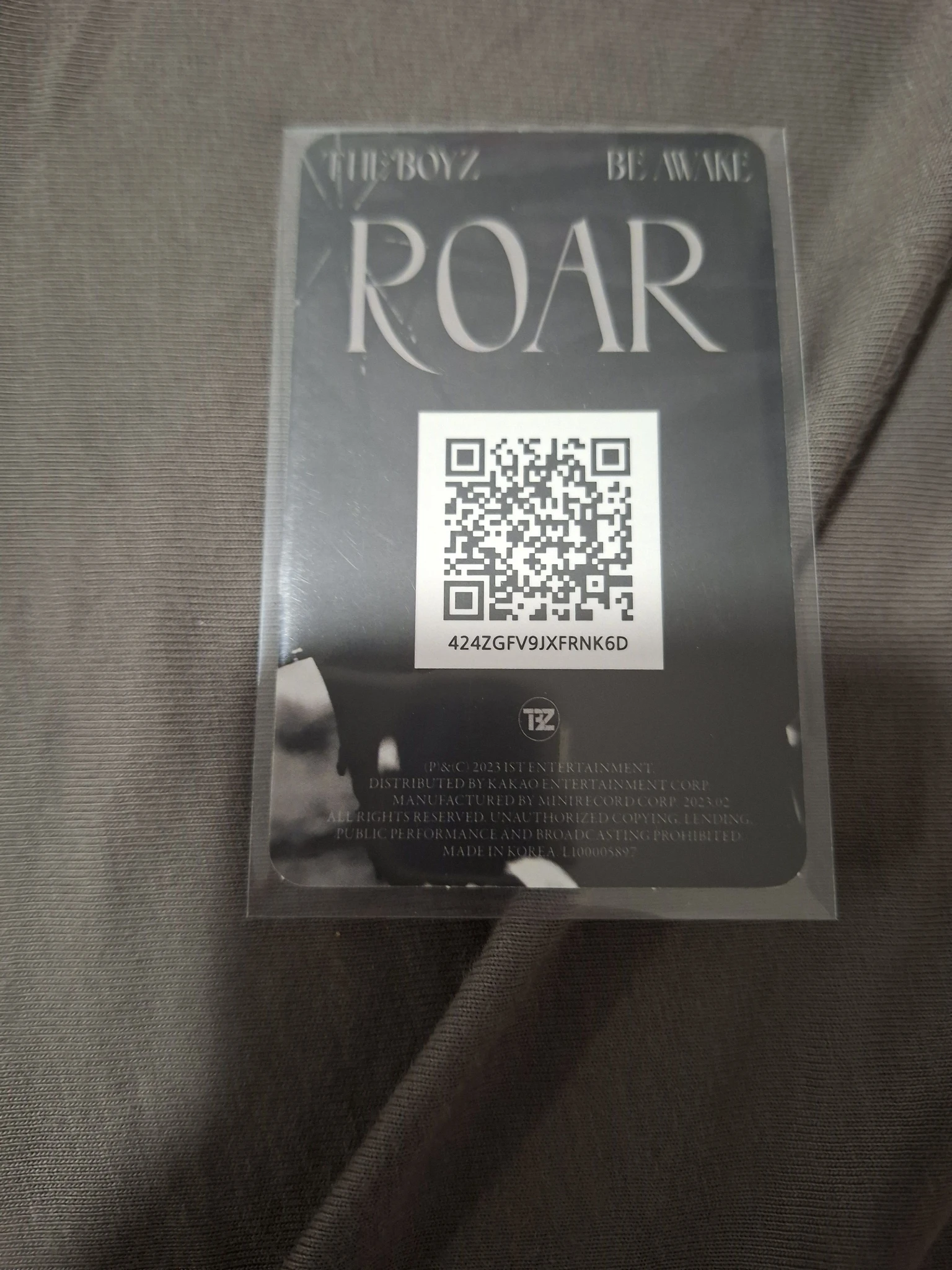 THE BOYZ New THE BOYZ - New - Be Awake Album album photocard reach version platform version qr card listing photo 2