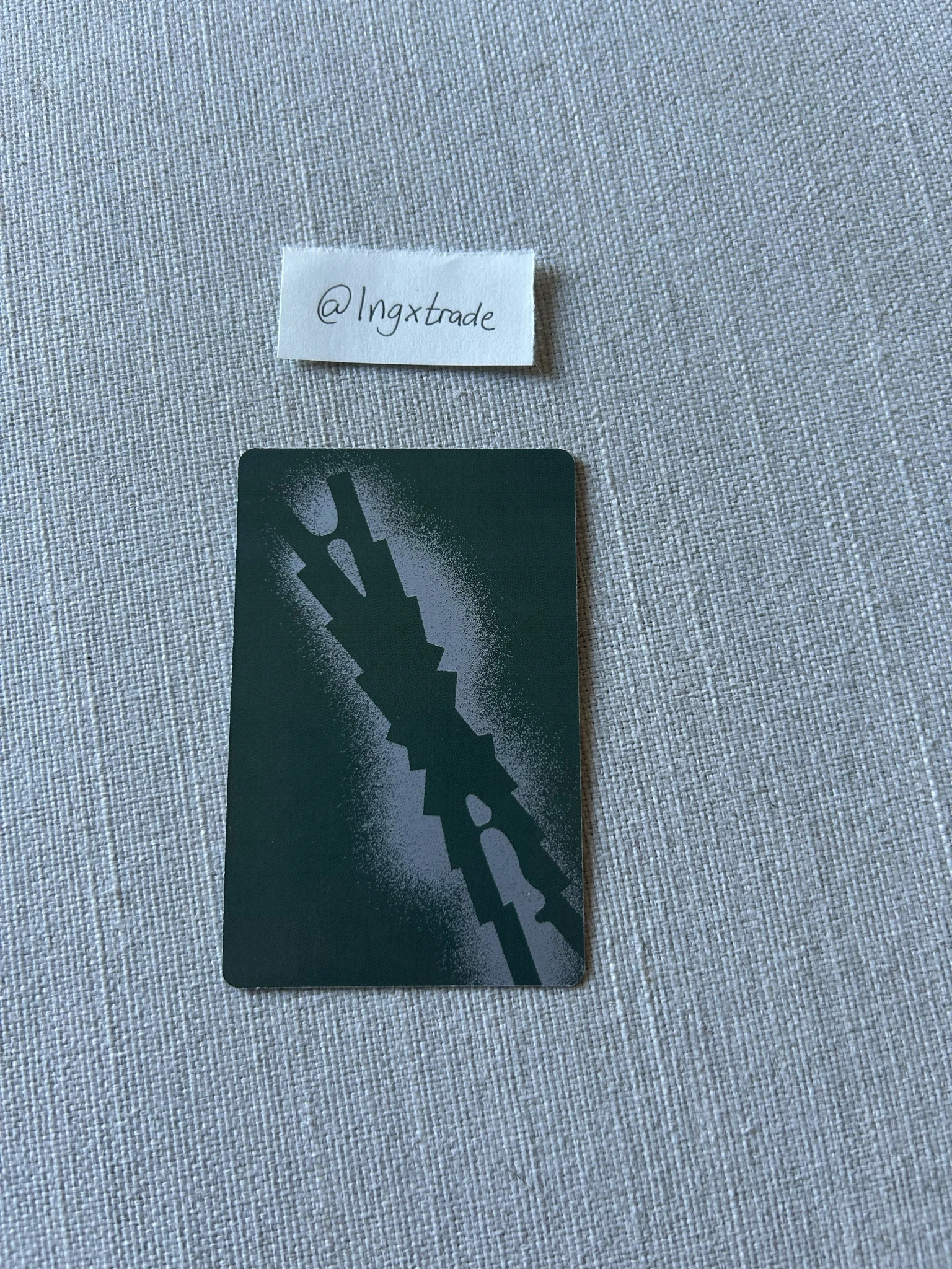 LE SSERAFIM Huh Yunjin LE SSERAFIM - Huh Yunjin - HOT Album album photocard compact version B version listing photo 2