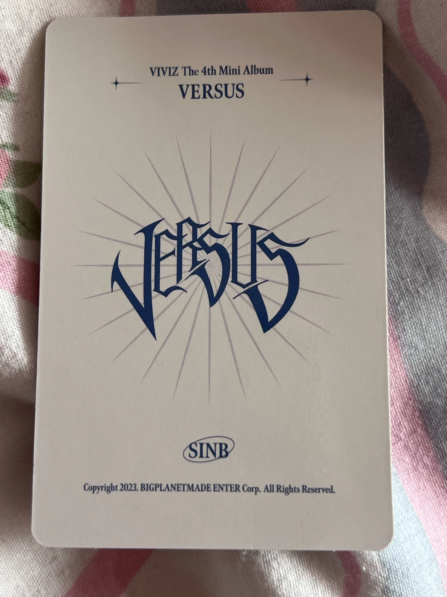 VIVIZ SinB VIVIZ - SinB - VERSUS Album album photocard plve version listing photo 2