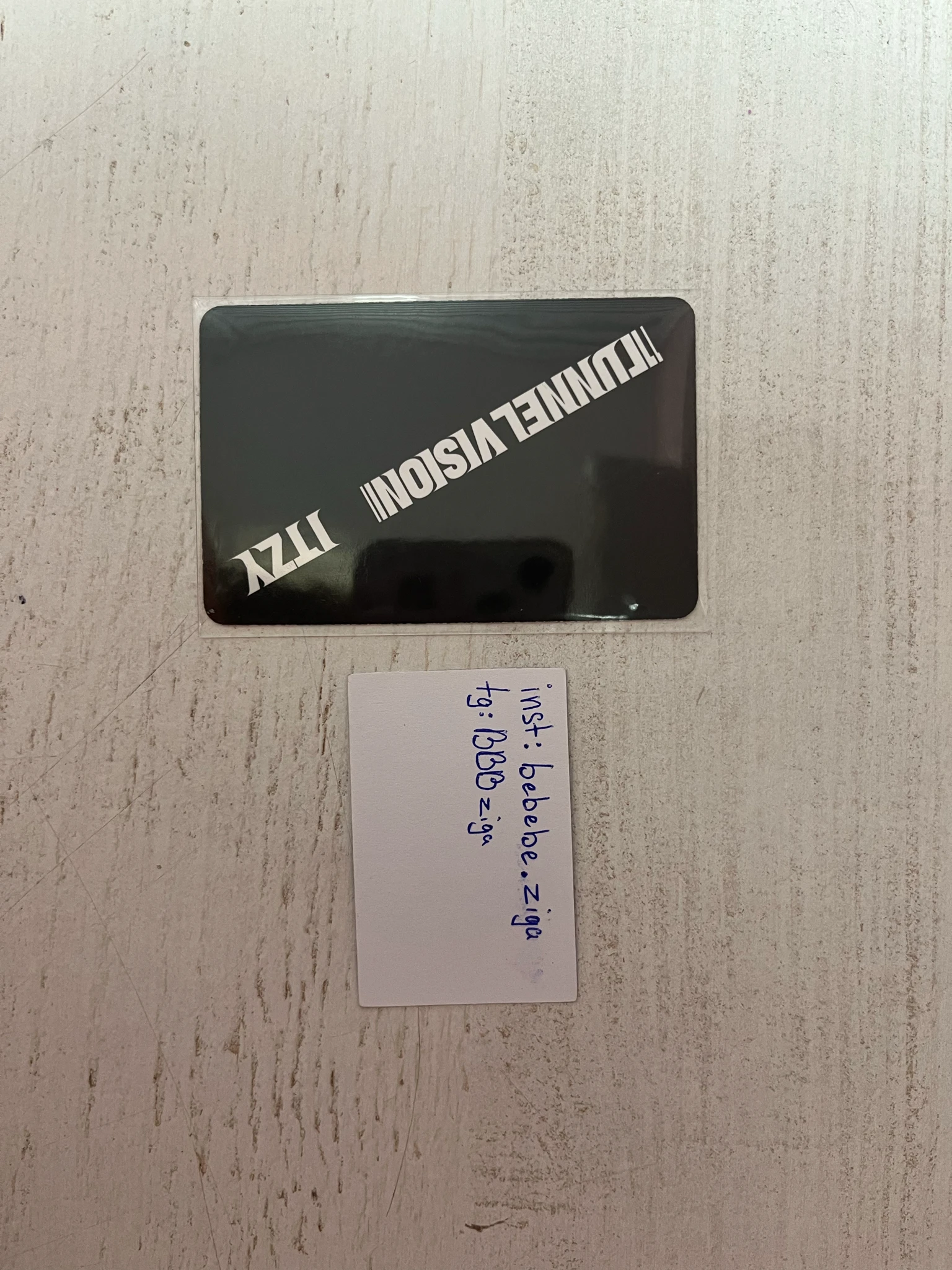 ITZY Yuna ITZY - Yuna - TUNNEL VISION Album member version album photocard listing photo 2