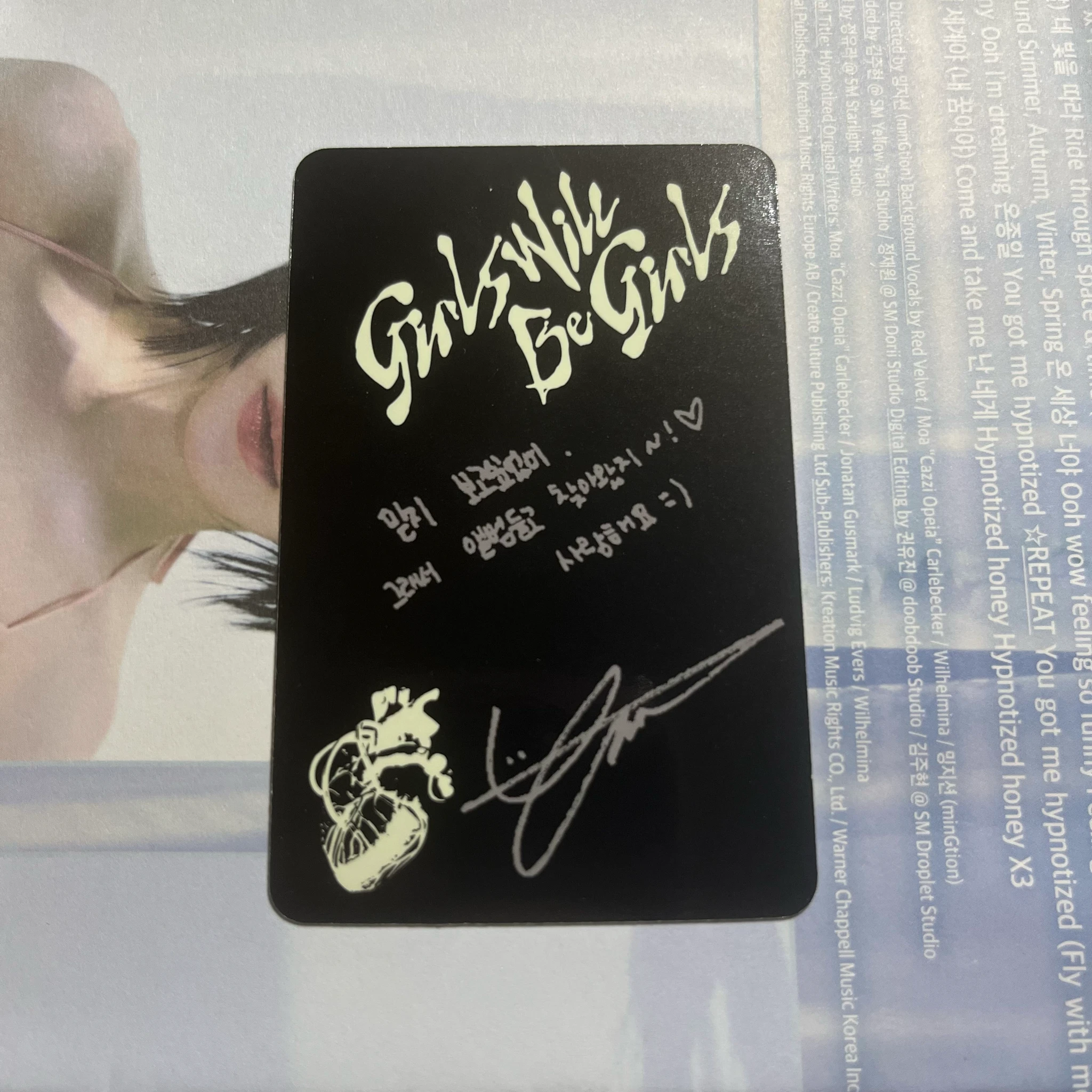 ITZY Yuna ITZY - Yuna - Girls Will Be Girls Album album photocard photobook ver. listing photo 2