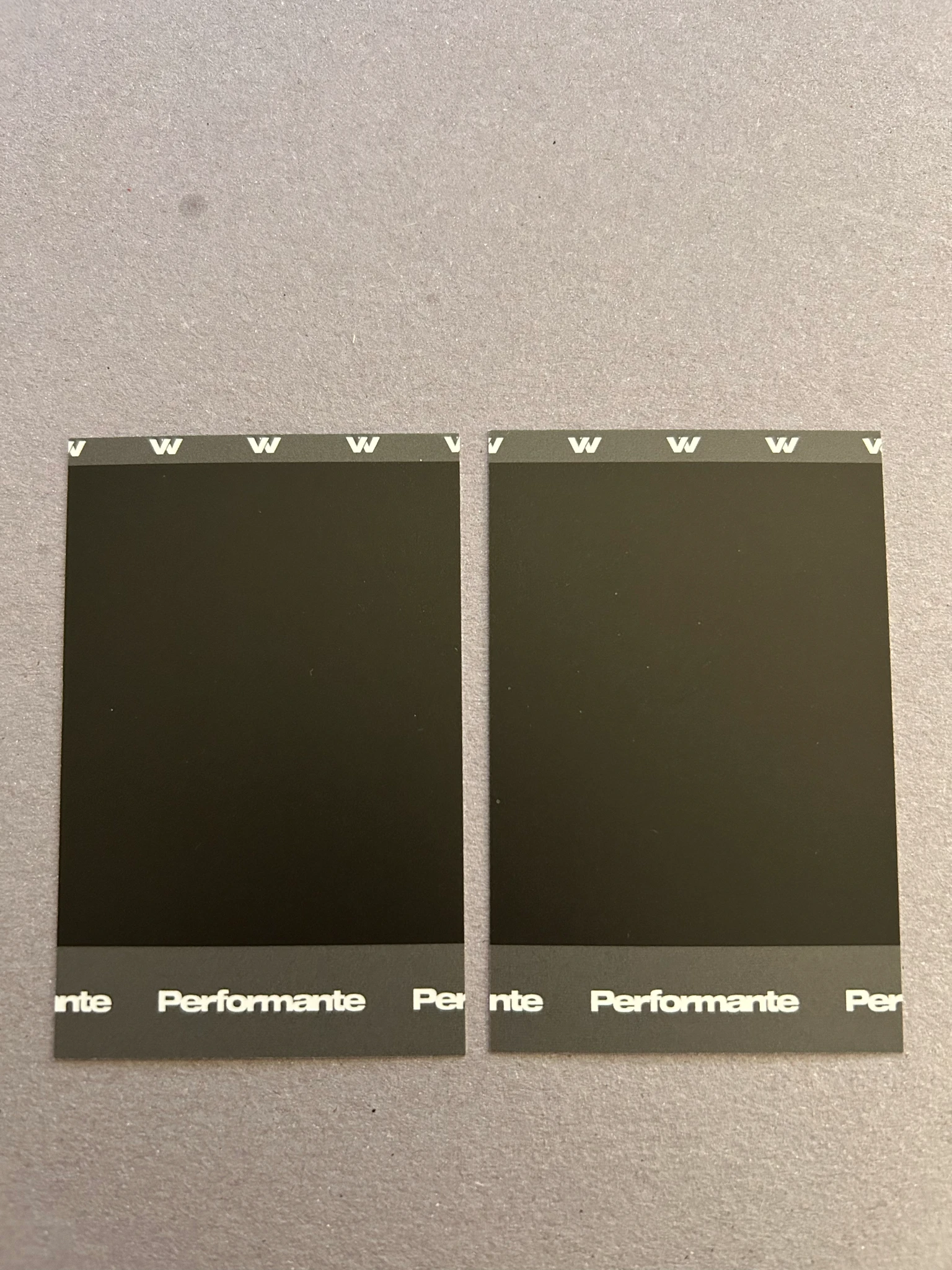 tripleS tripleS - Yeonji & Kotone - Performante Album album photocard polaroid B version listing photo 2