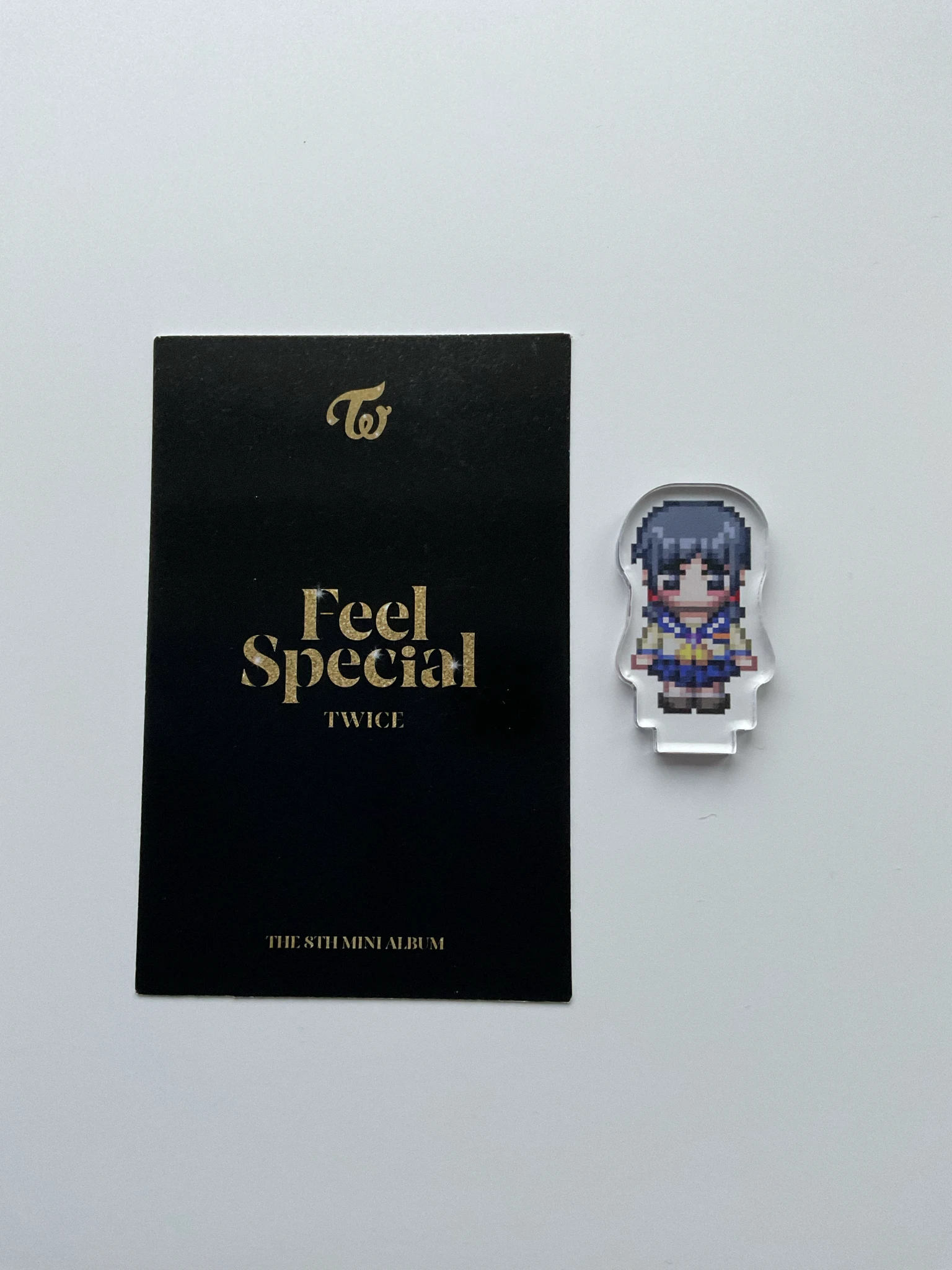 TWICE Momo TWICE-Momo-Album-feel special listing photo 2