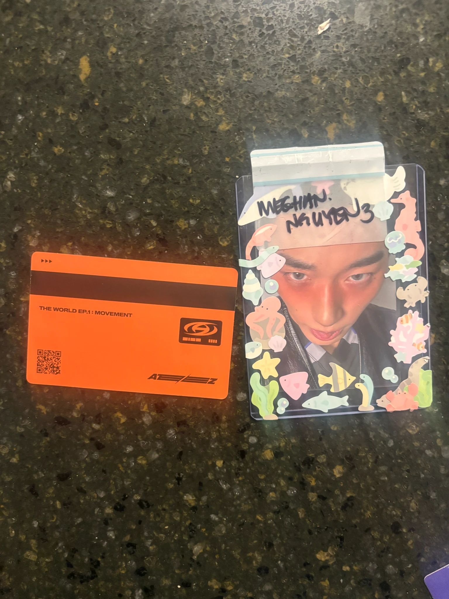 ATEEZ Yunho ATEEZ - Yunho - THE WORLD EP.1 : MOVEMENT Album Z Ver id card listing photo 2