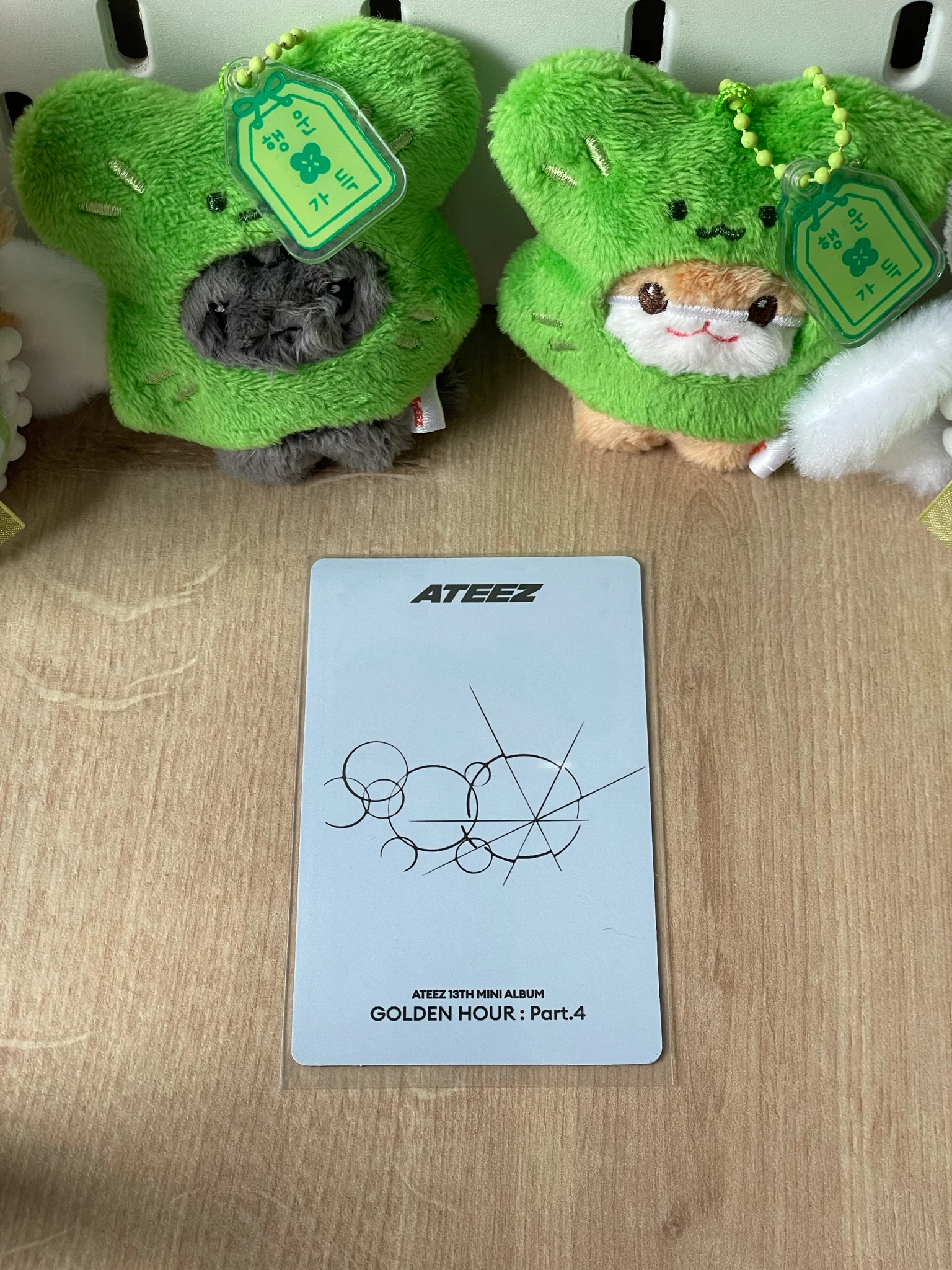 ATEEZ Hongjoong ATEEZ - Hongjoong - Golden Hour : Part.4 Album pob (pre-order benefit) toktoq listing photo 2